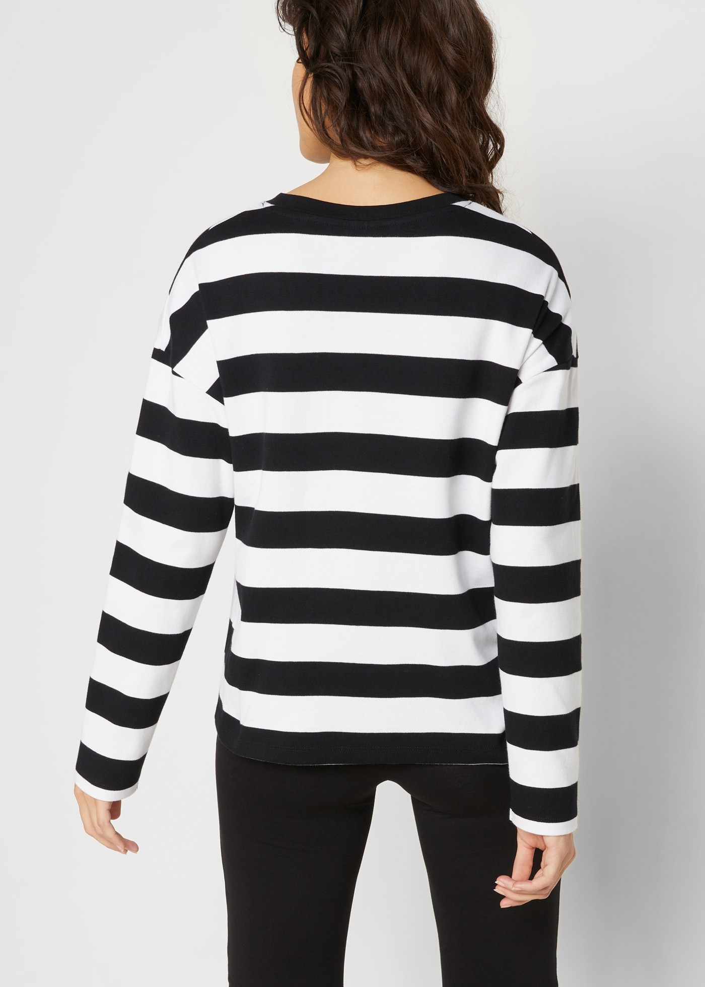 bonprix T-shirt à manches longues 1 lässiger Oversize-Schnitt, überschnittene Schultern, Langarm-Design