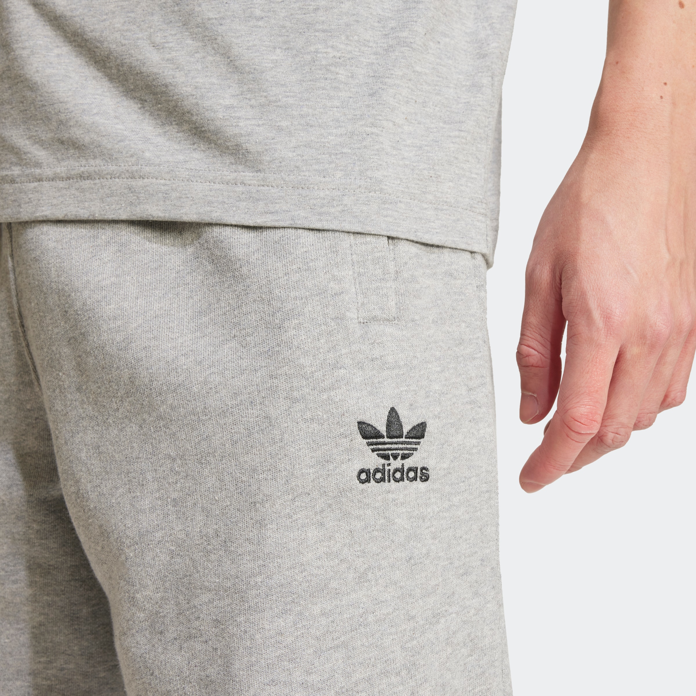 adidas Originals Shorts »ESS SHO«, (1 tlg.)