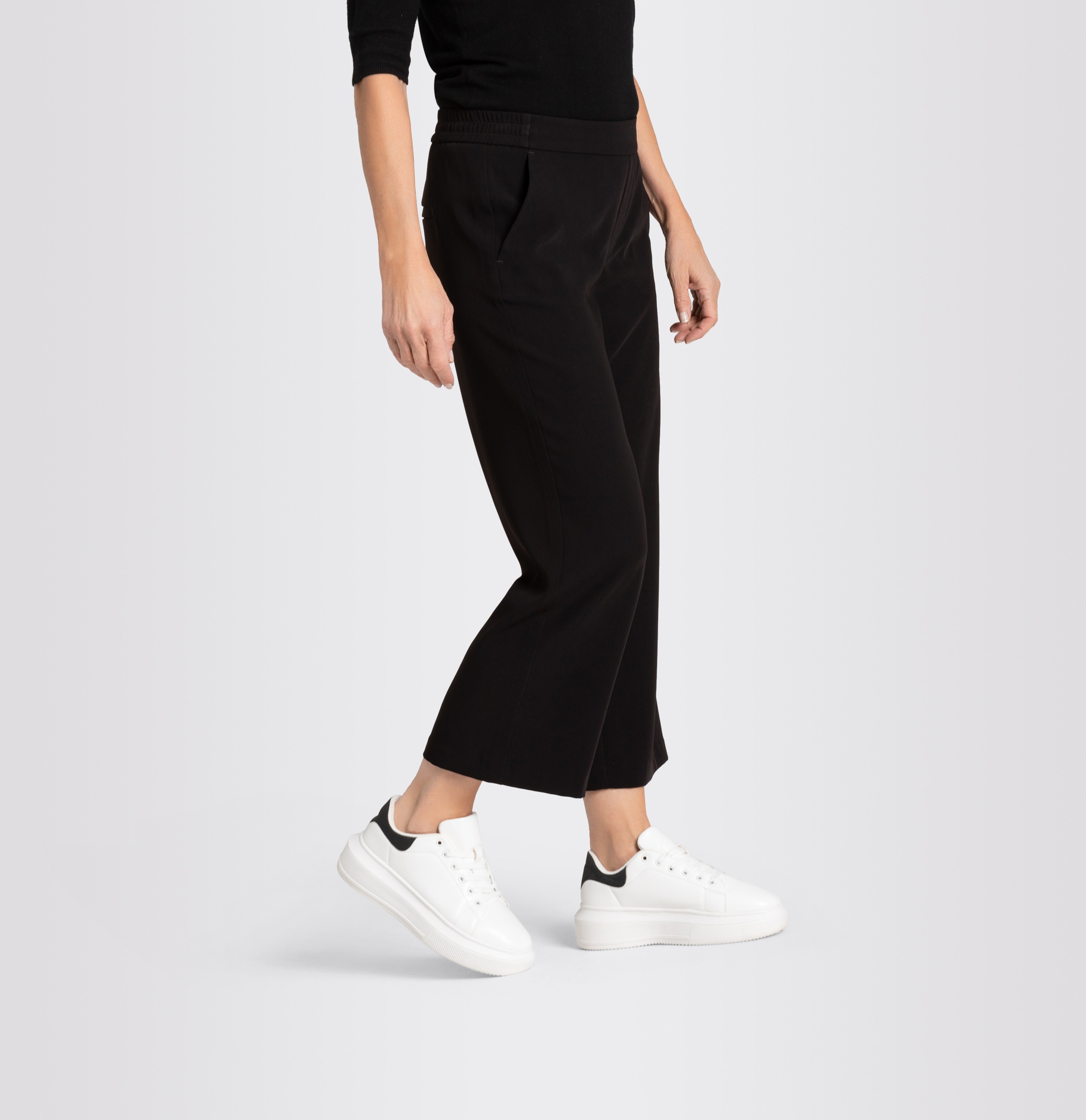 Image of MAC 7/8-Hose "CHIARA cropped" Modern und weit geschnitten