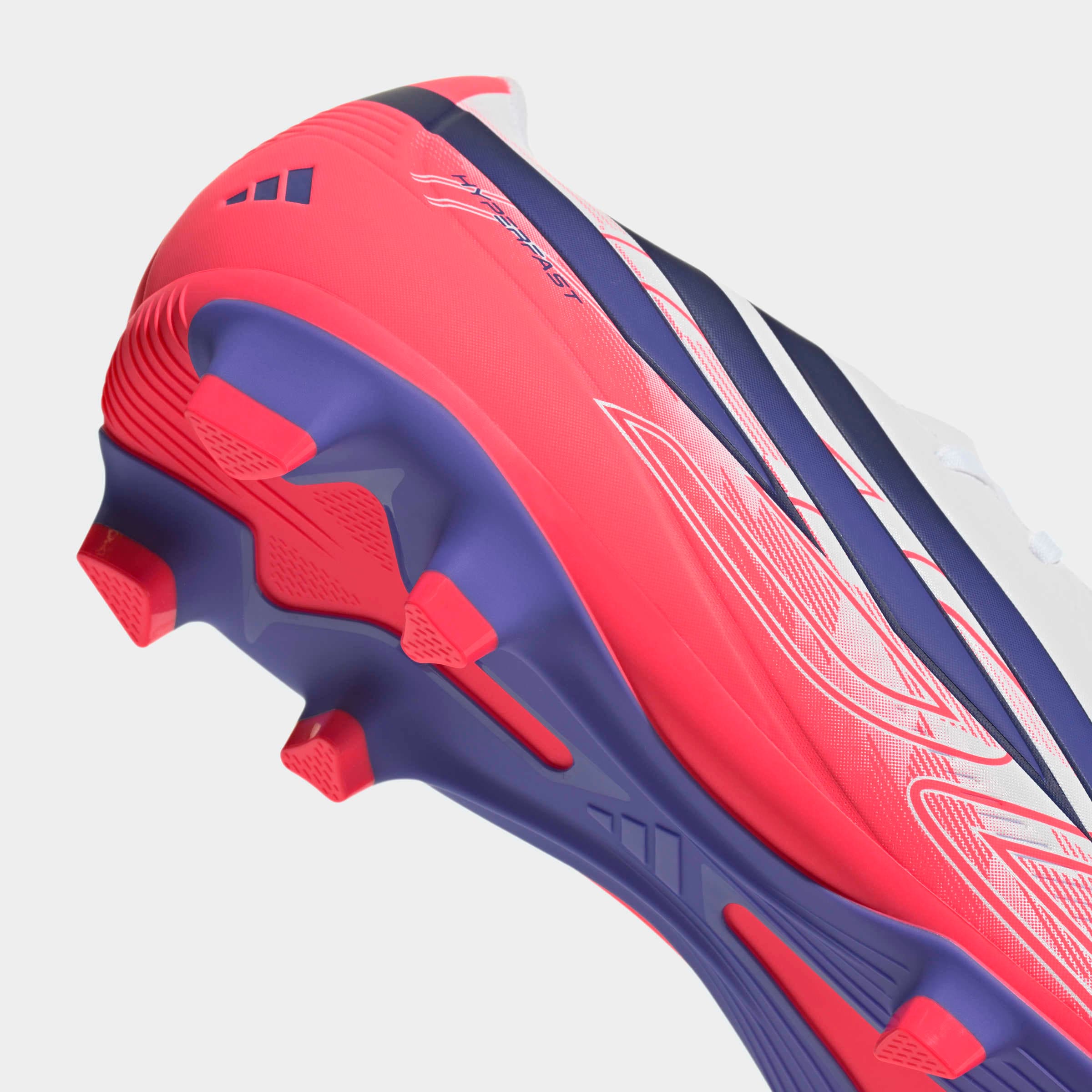 adidas Performance Chaussure de football »F50 HYPERFAST CLUB , FESTE BÖDEN/GEMISCHTE BÖDEN«  adapté à de nombreux types de sols