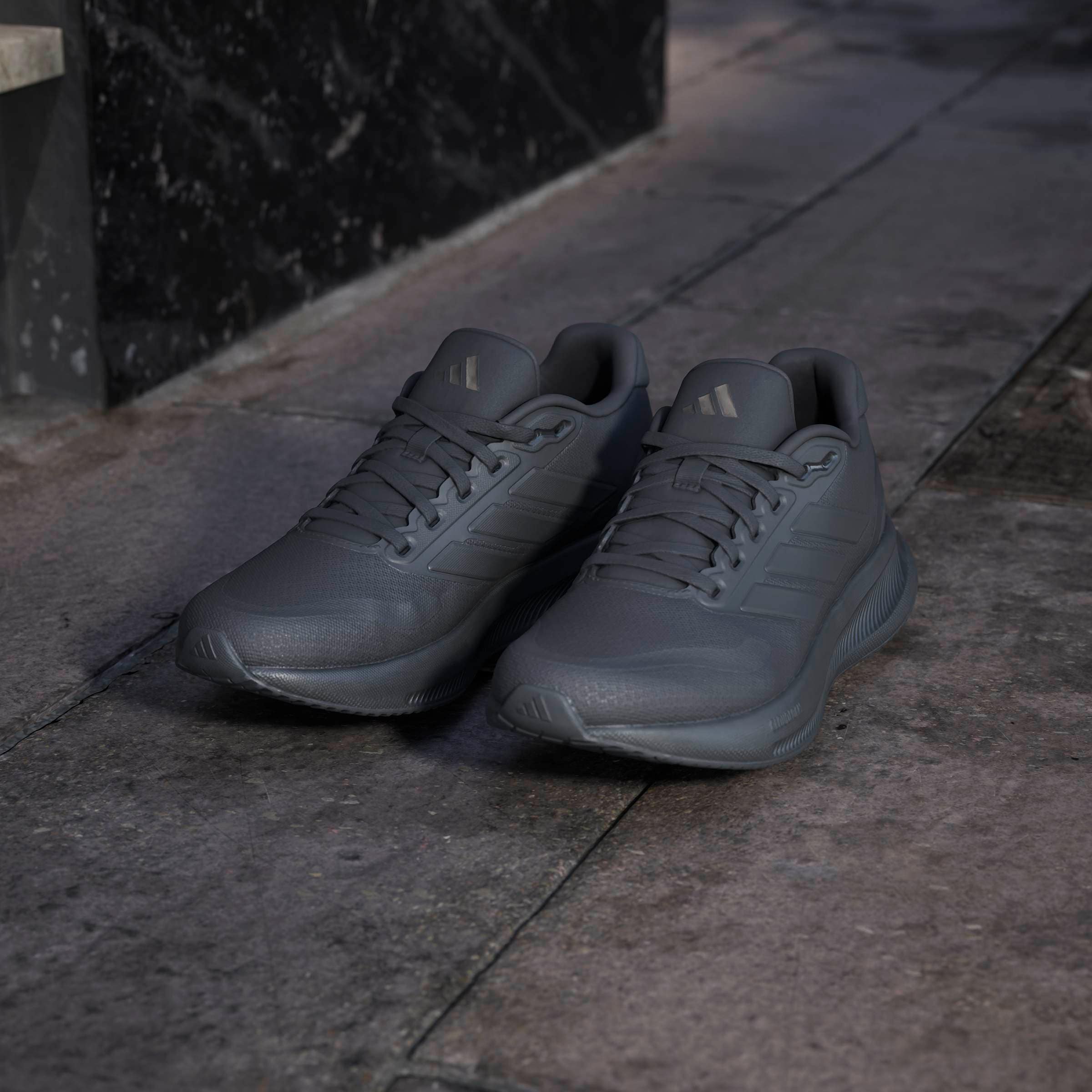 adidas Performance Chaussure de course »RUNFALCON 5«