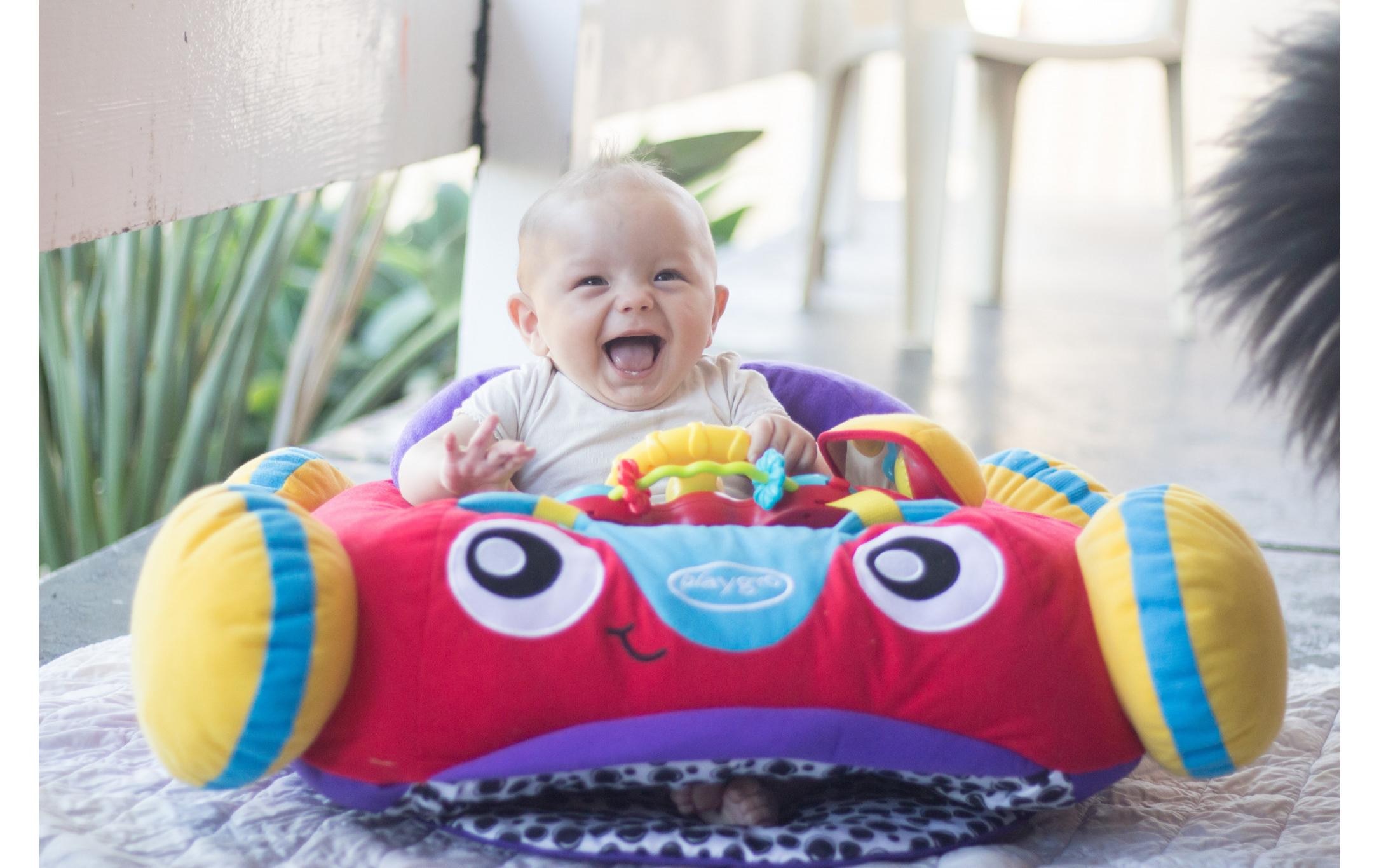 Playgro Spielzeug-Auto »mit Musik und Lichteffekten«
