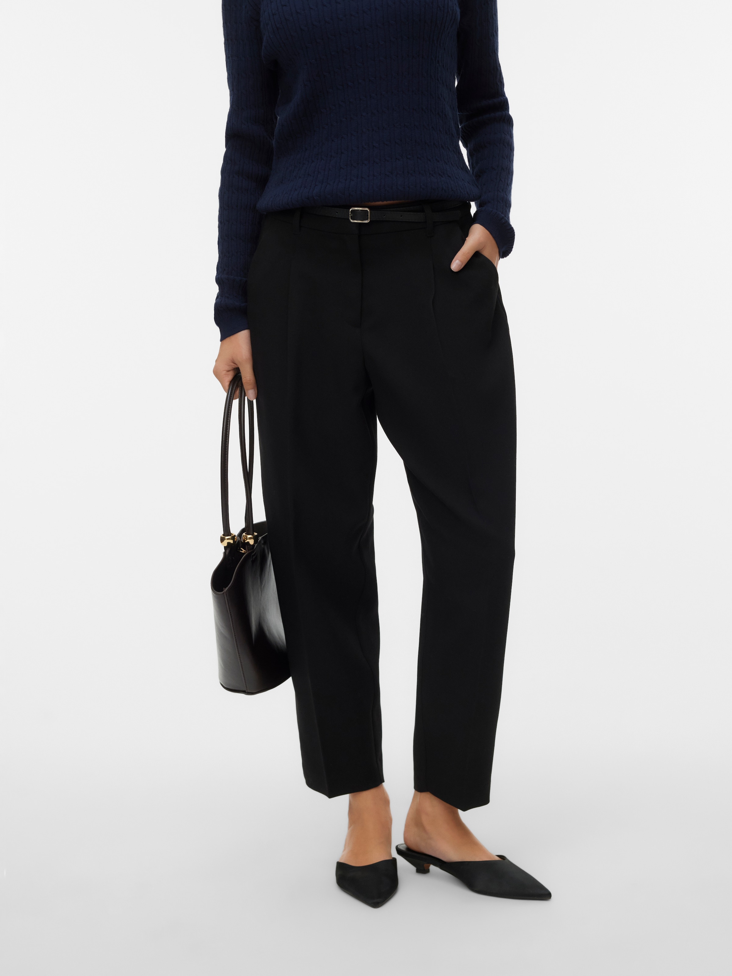 Image of Vero Moda Anzughose "VMELMA MW BARREL BELT ANKLE PANT NOOS"