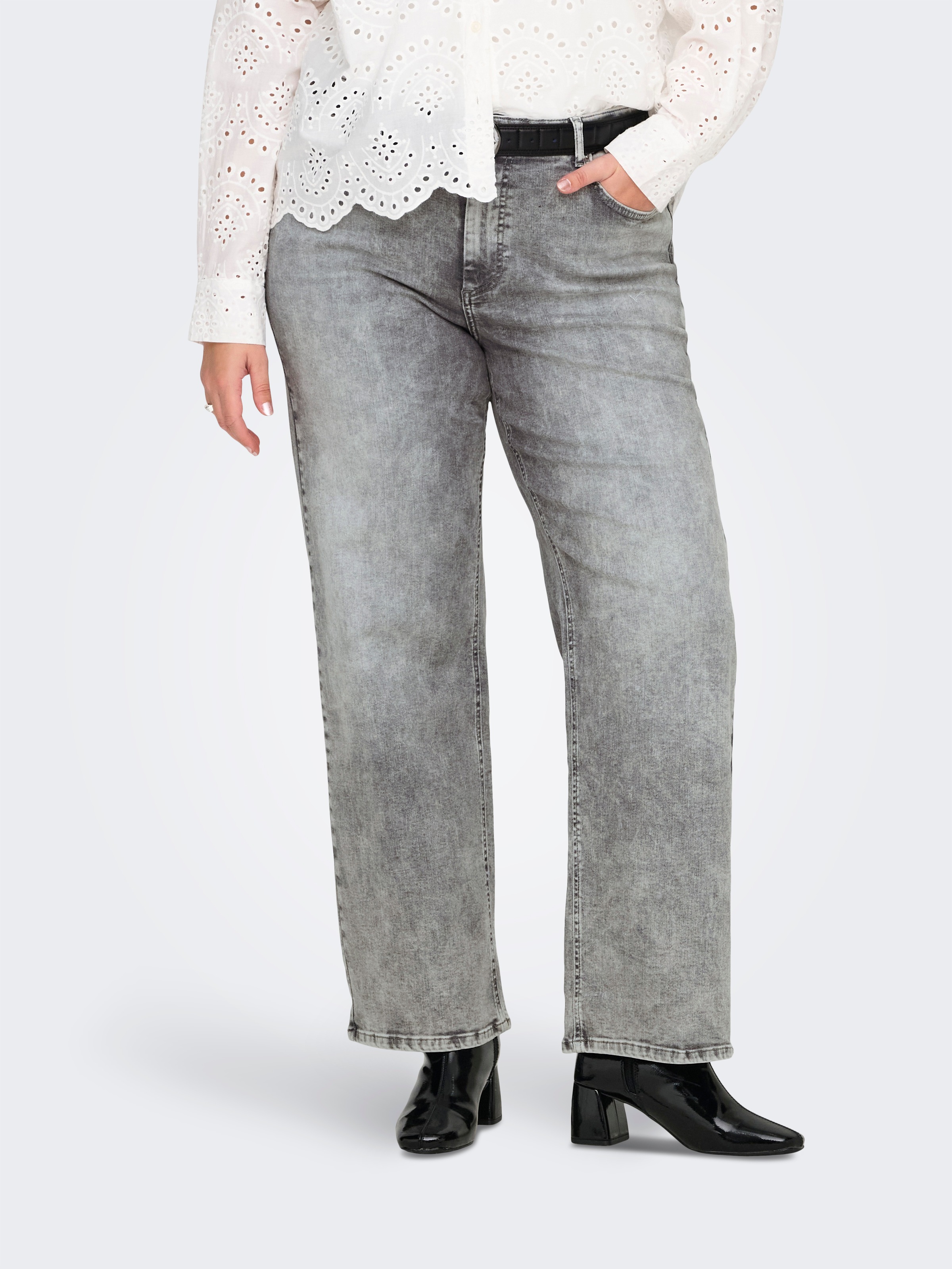Image of ONLY CARMAKOMA High-waist-Jeans "CARWILLY HW WIDE DNM TAI0918"