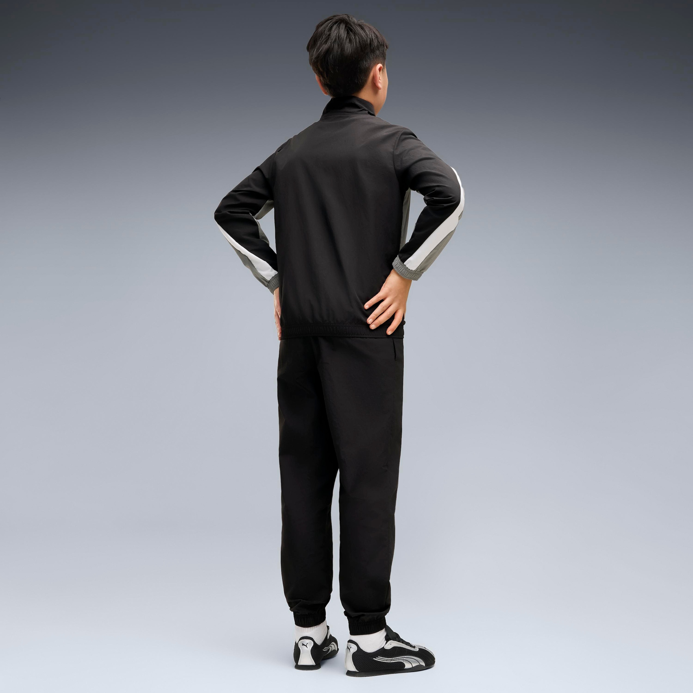 PUMA Jogging »ESS BLOCK WOVEN SUIT B« 2 Ensemble 2 pièces, avec fermeture éclair sur le haut, déperlant