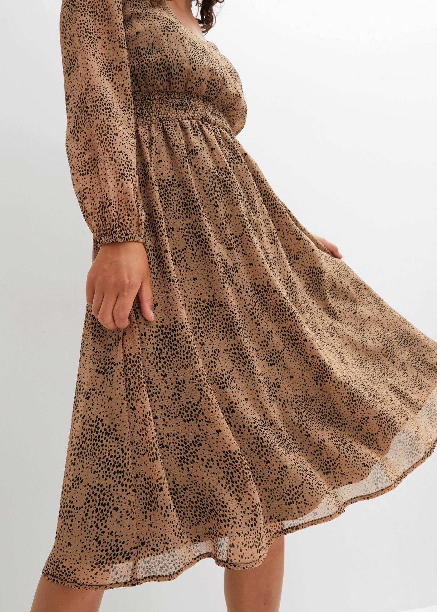 bonprix Chiffonkleid mit Alloverdruck und V-Ausschnitt