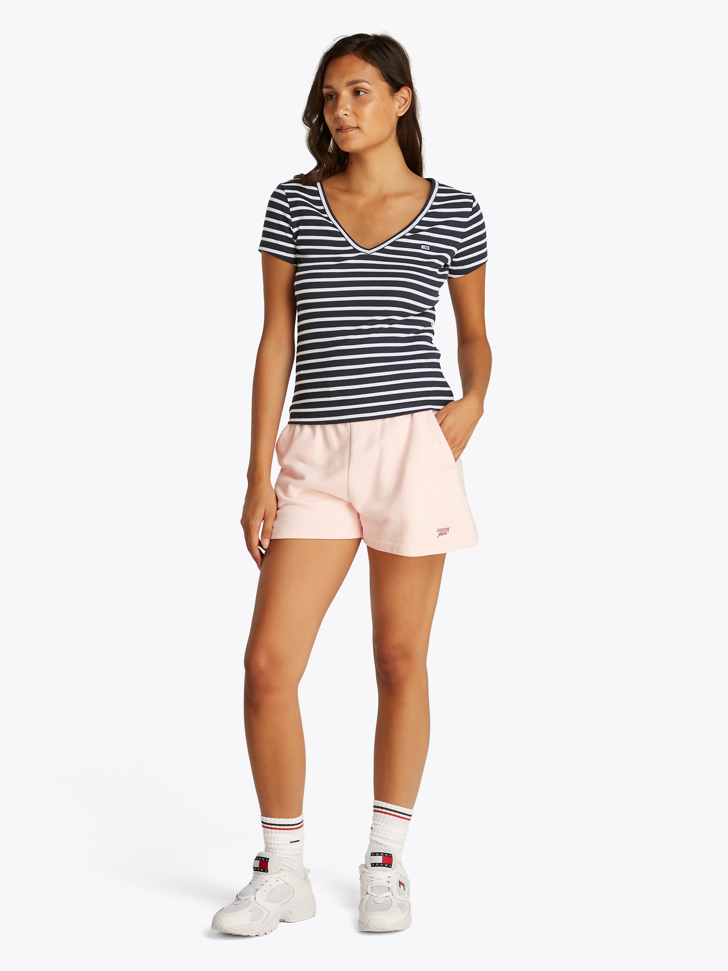 Tommy Jeans Kurzarmshirt »TJW SLIM ESSENTIAL RIB V SS«, in gerippter Struktur