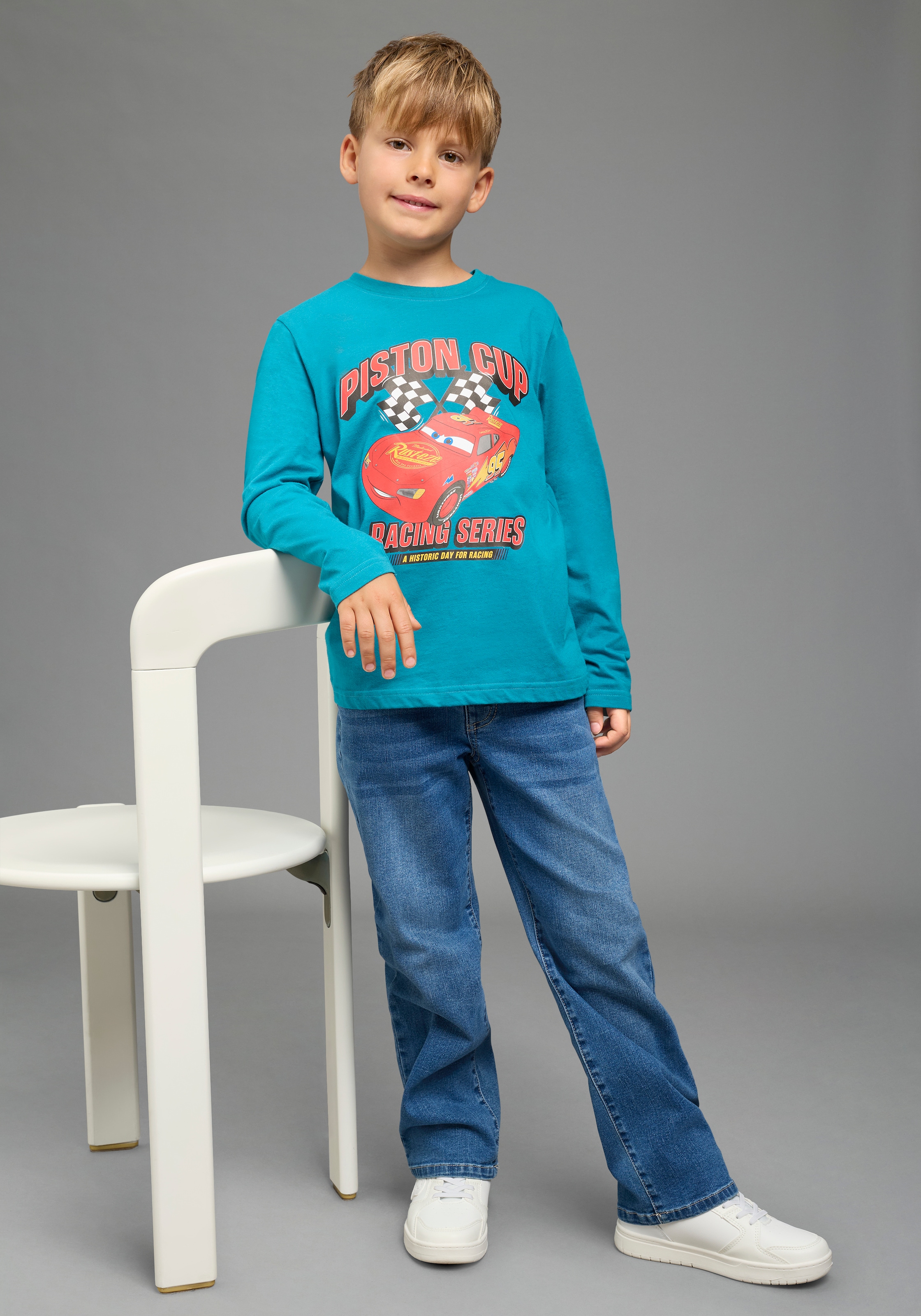 KIDSWORLD T-shirt à manches longues »CARS Lightning McQueen Shirt, Disney« Coupe basique, manches longues, style tendance