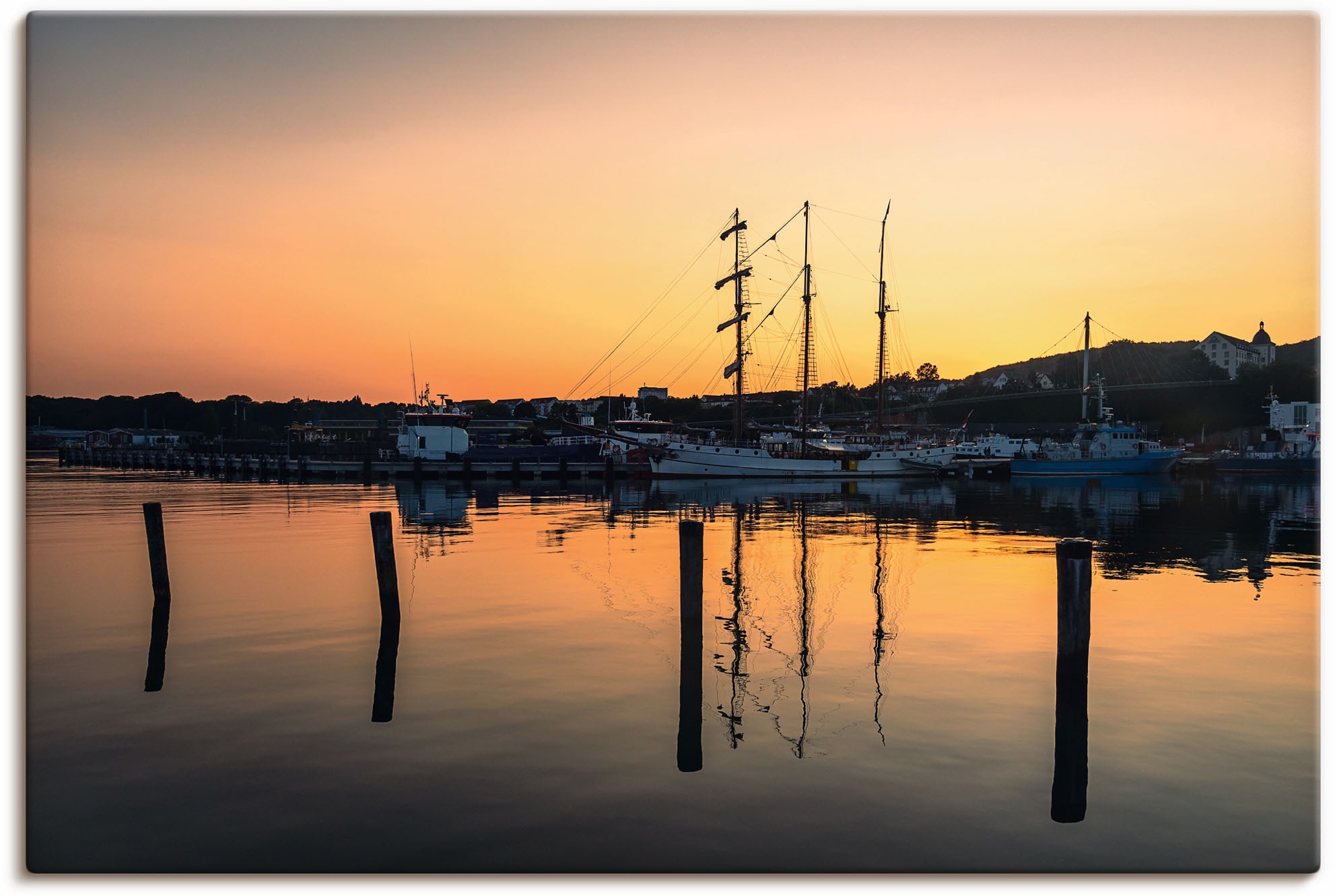 Artland Wandbild »Hafen von Sassnitz auf der Insel Rügen«, (1 Stück), in vielen Grössen & Produktarten - Alubild / Outdoorbild für den Aussenbereich, Leinwandbild, Poster, Wandaufkleber / Wandtattoo auch für Badezimmer geeignet