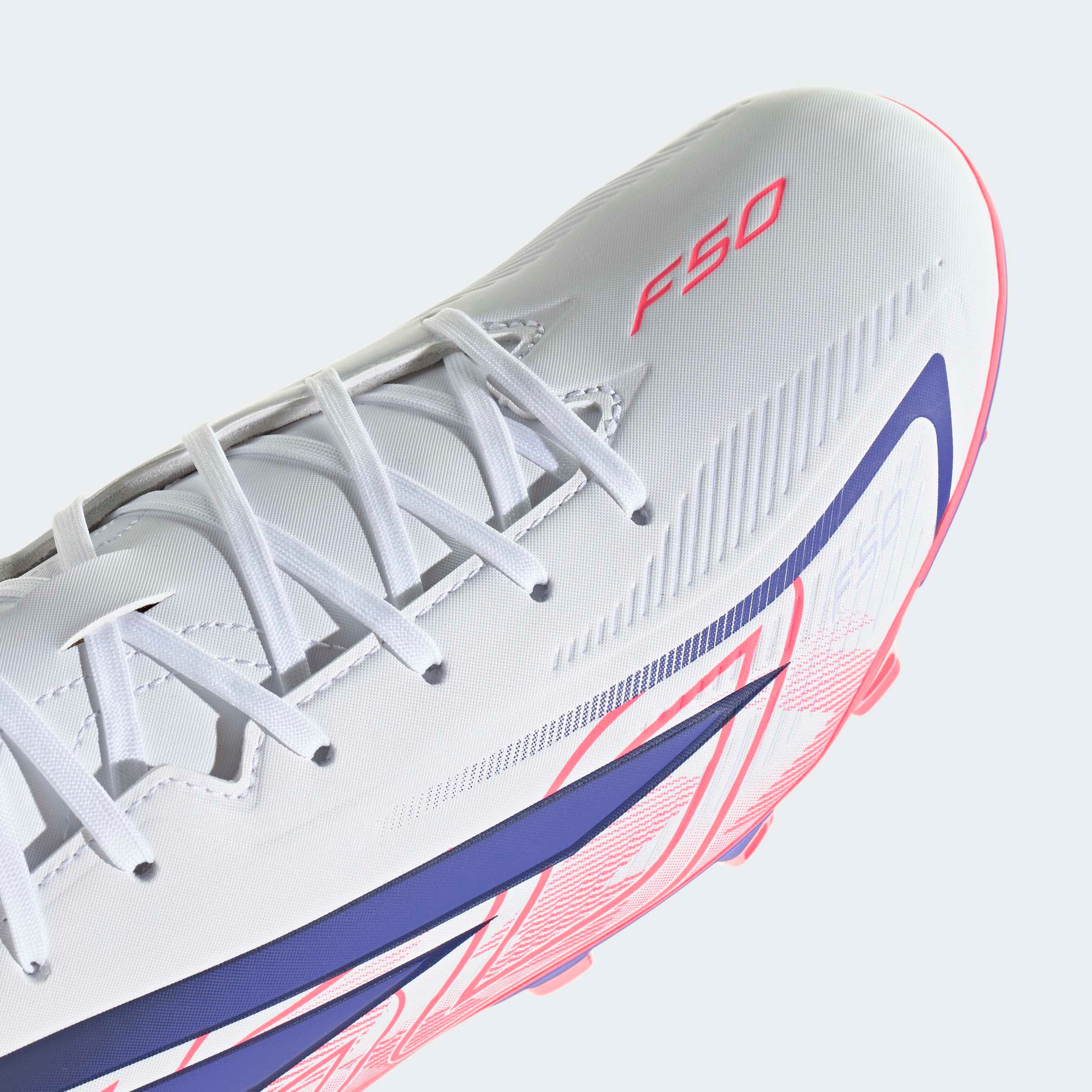 adidas Performance Chaussure de football »F50 HYPERFAST CLUB , FESTE BÖDEN/GEMISCHTE BÖDEN«  adapté à de nombreux types de sols
