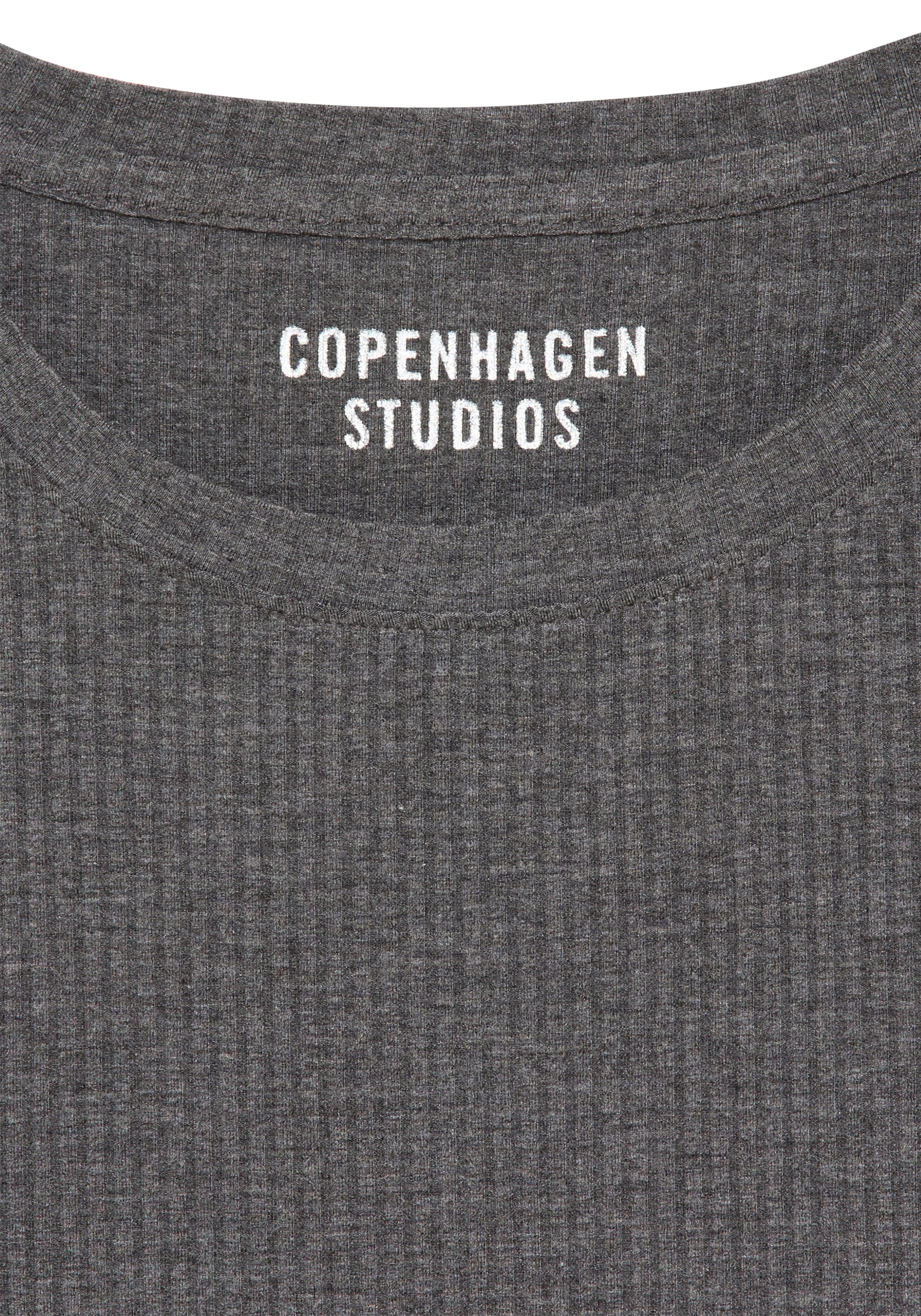 Copenhagen Studios T-shirt aus hochwertiger Rippqualität