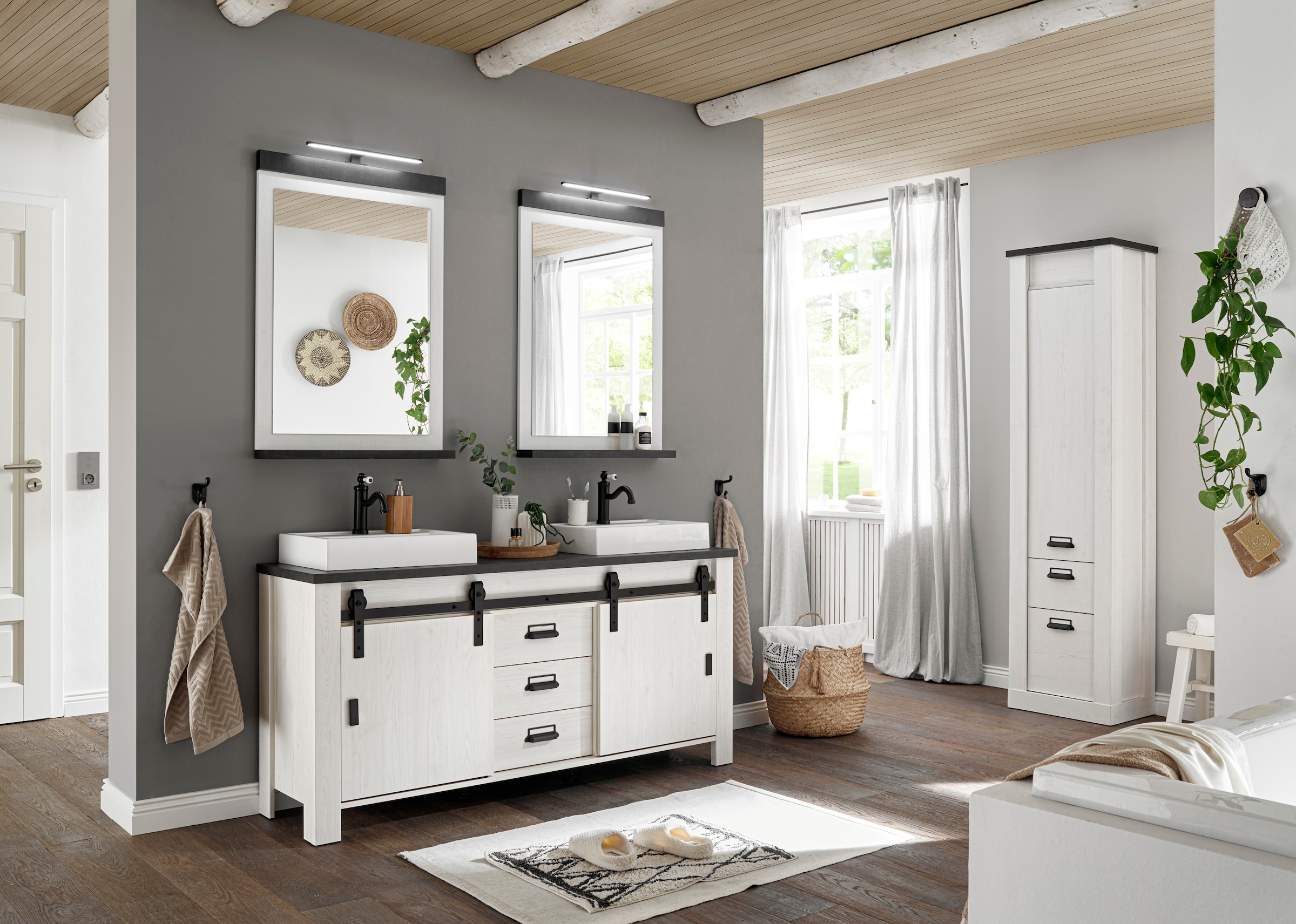 Home affaire Badmöbel-Set »SHERWOOD, Bad im modernen Design, 4-teiliges Badezimmer«, (4 St.), in 2 Farben verfügbar, Scheunentorbeschlag & Apothekergriff aus Metall