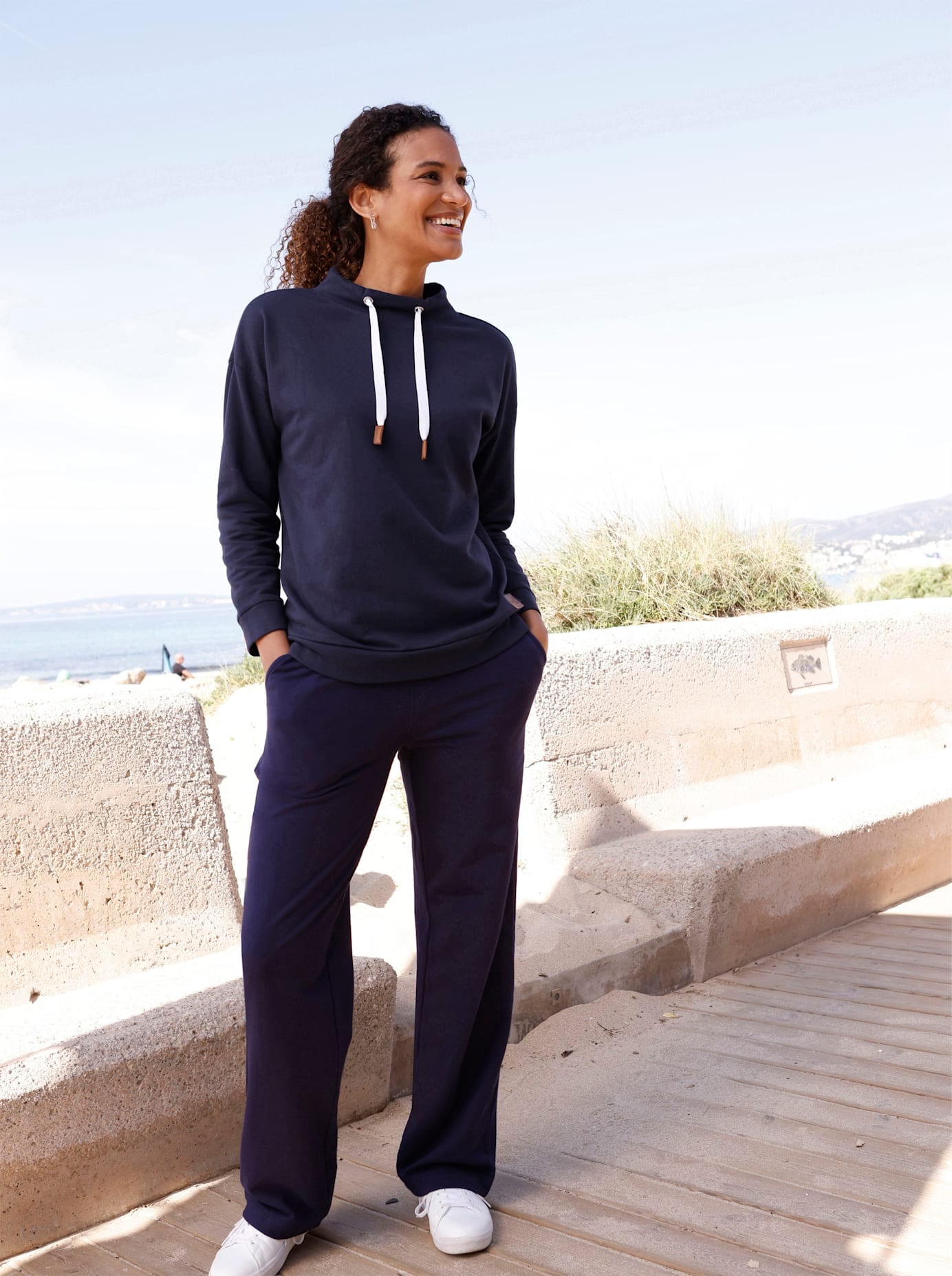 Casual Looks Sweatshirt
