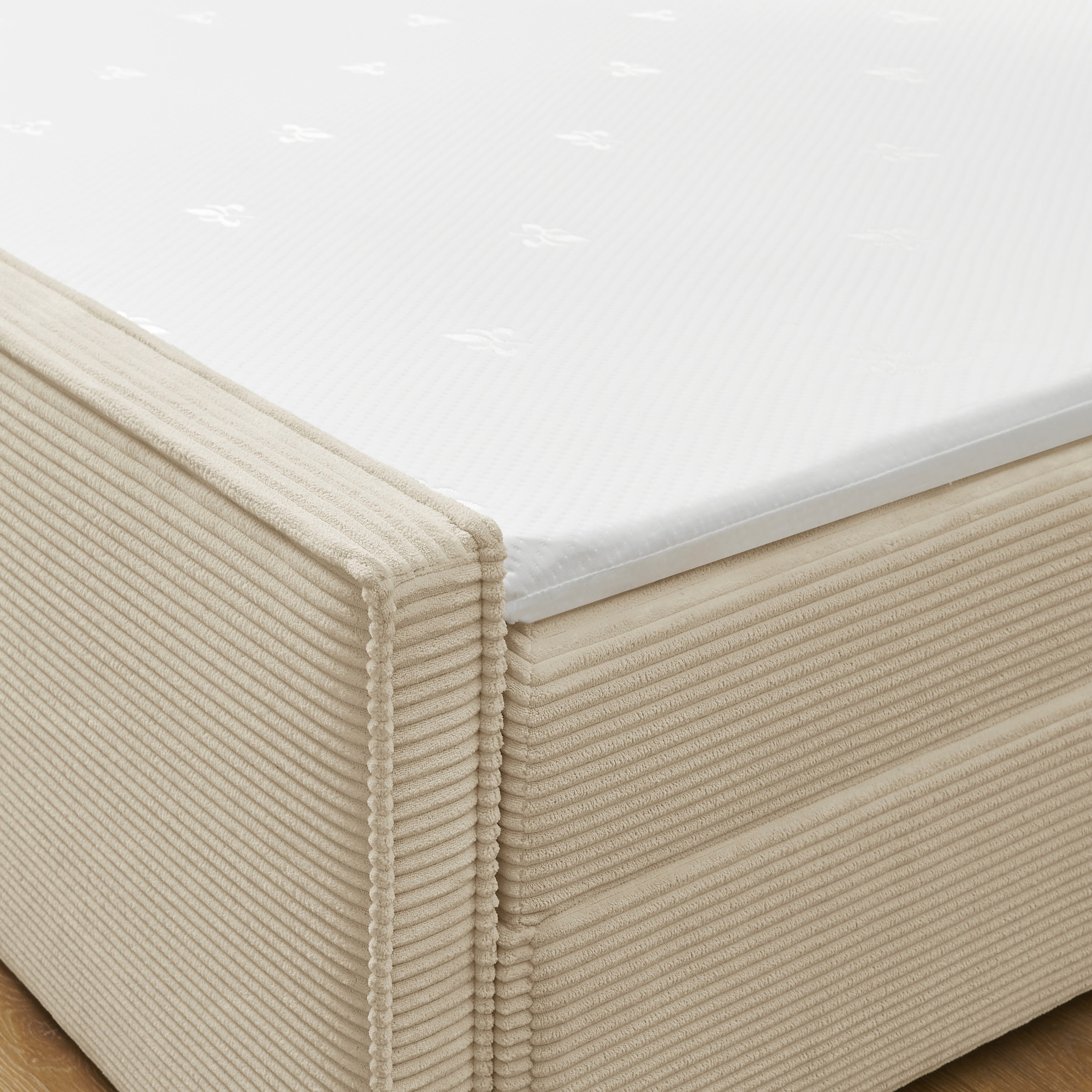 GOODproduct Boxbett »Henno inkl. Bettkasten und Topper, Liegefläche 180x200cm« erhältlich in hochwertigem Cord-Stoff und der Grösse 180x200 cm