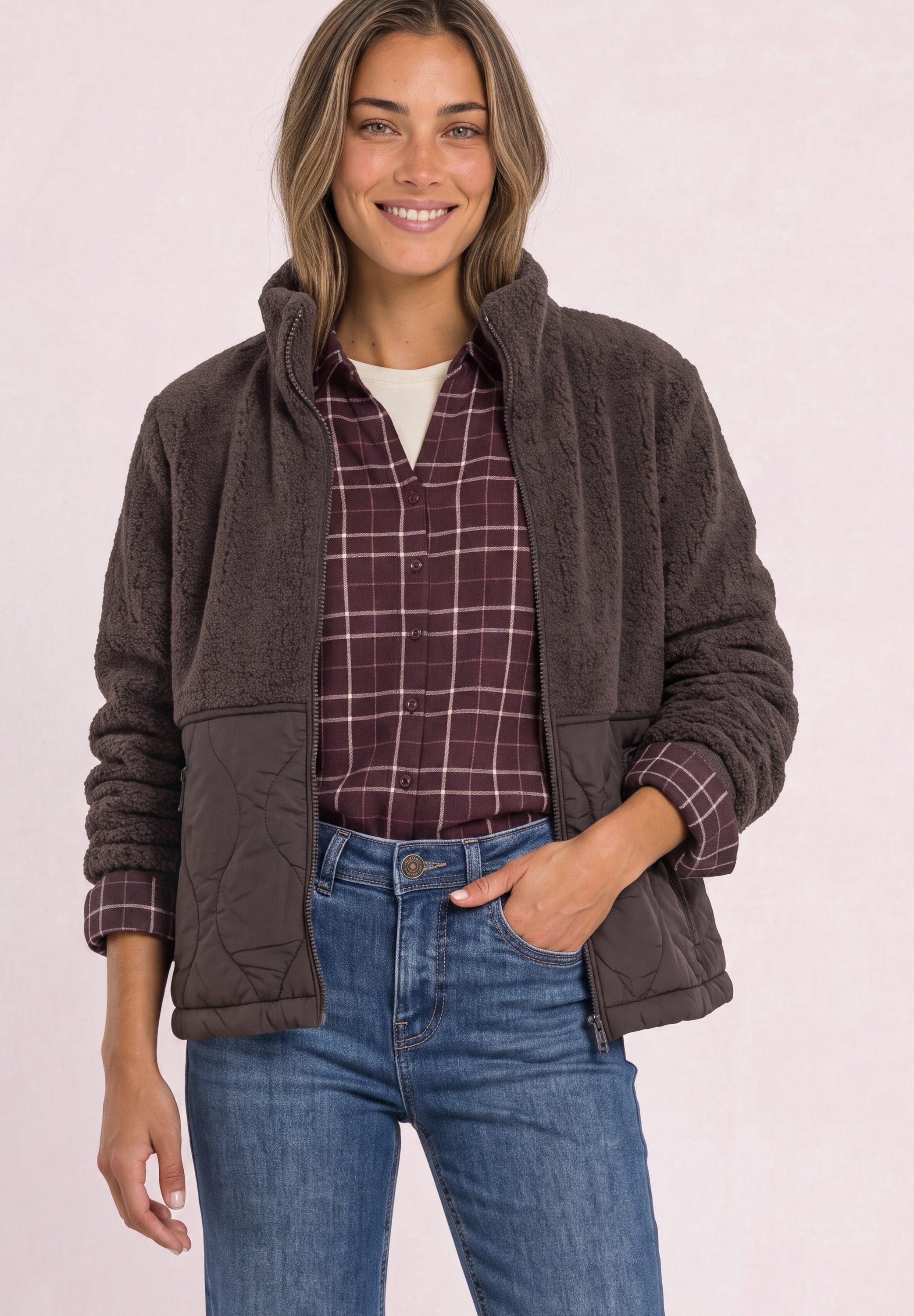 Image of STREET ONE Kurzjacke Materialmix aus Teddy- und gesteppten Webstoff