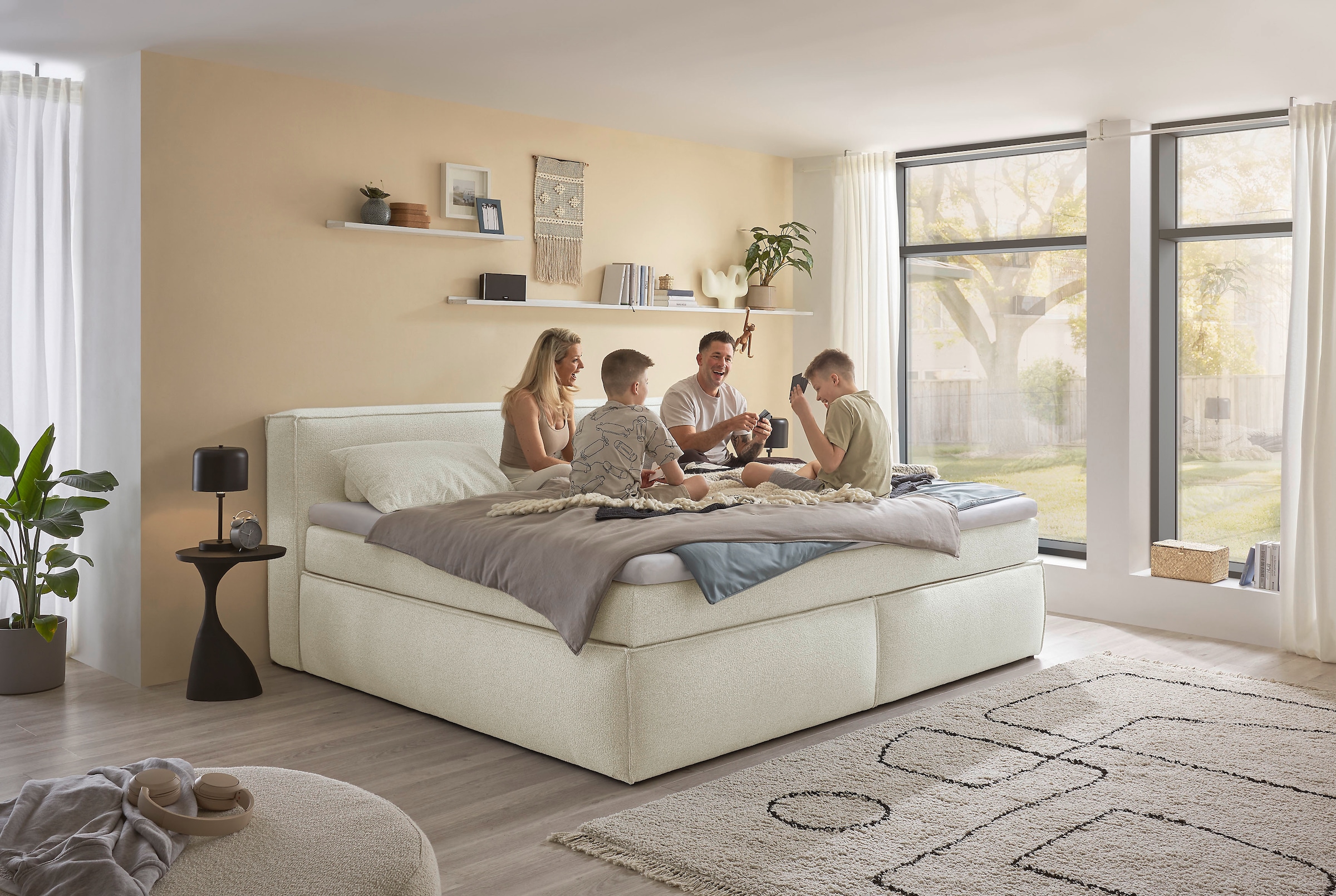 ED EXCITING DESIGN Lit boxspring »Sandon, Familienbett erhältlich in der Grösse 240x200cm« in verschiedenen Farben erhältlich