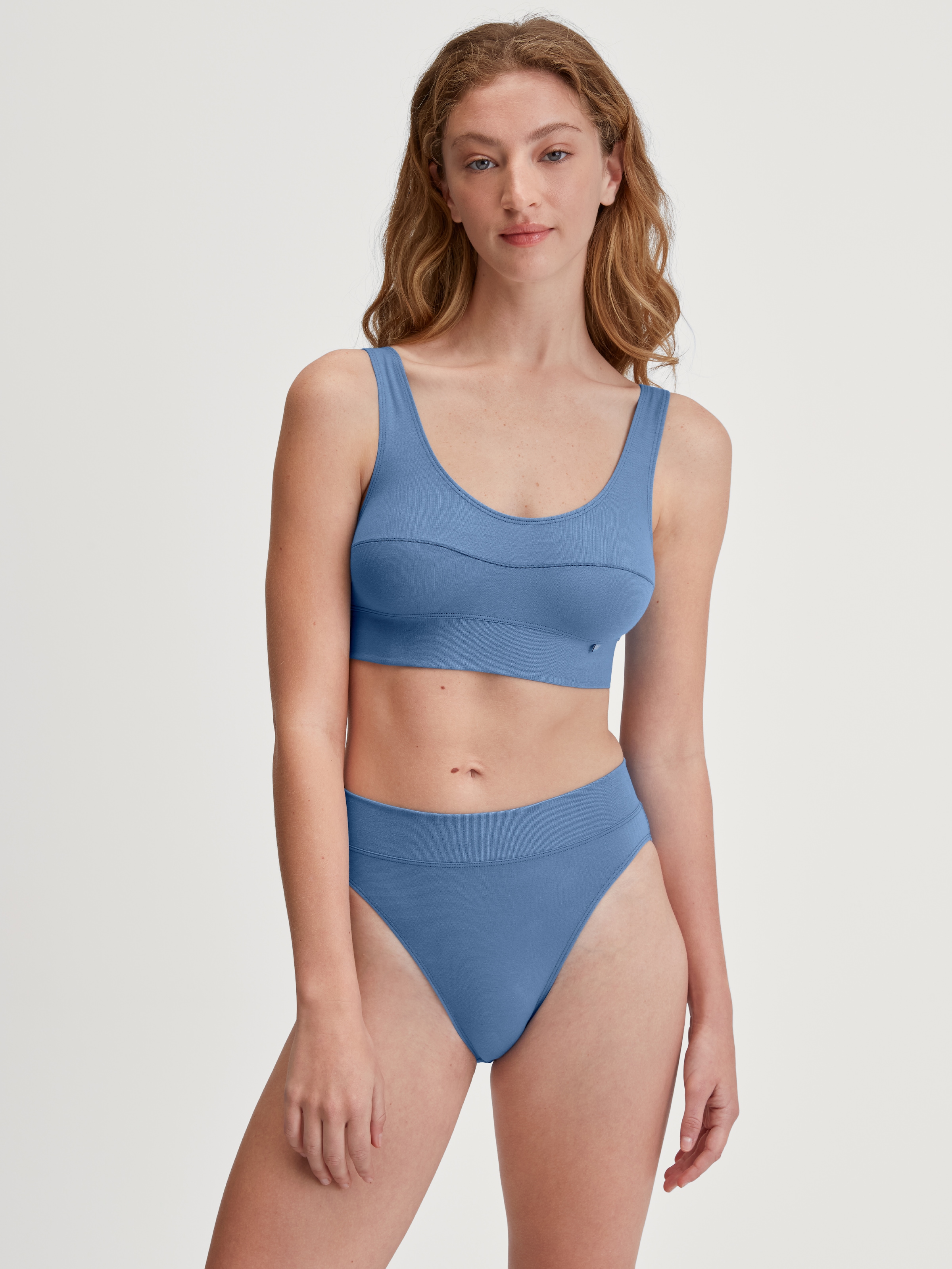 CALIDA Bustier »Elastic«, breites Unterbrustband, ohne Bügel, Baumwollmischung