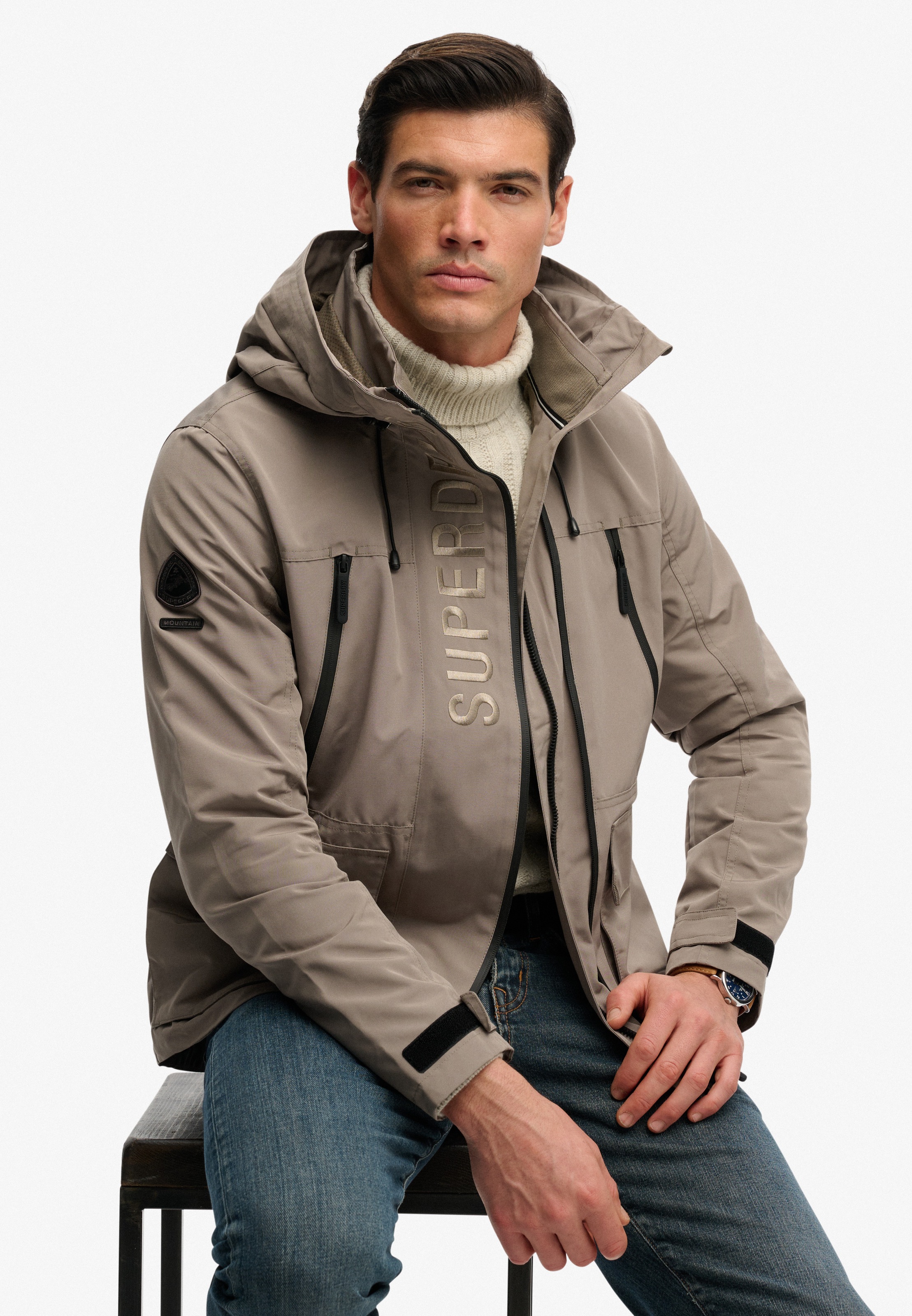 Superdry Veste d'extérieur »HOOD ULTIMATE EMB WINBREAKER« mit Kapuze Kunstfaser, regular fit
