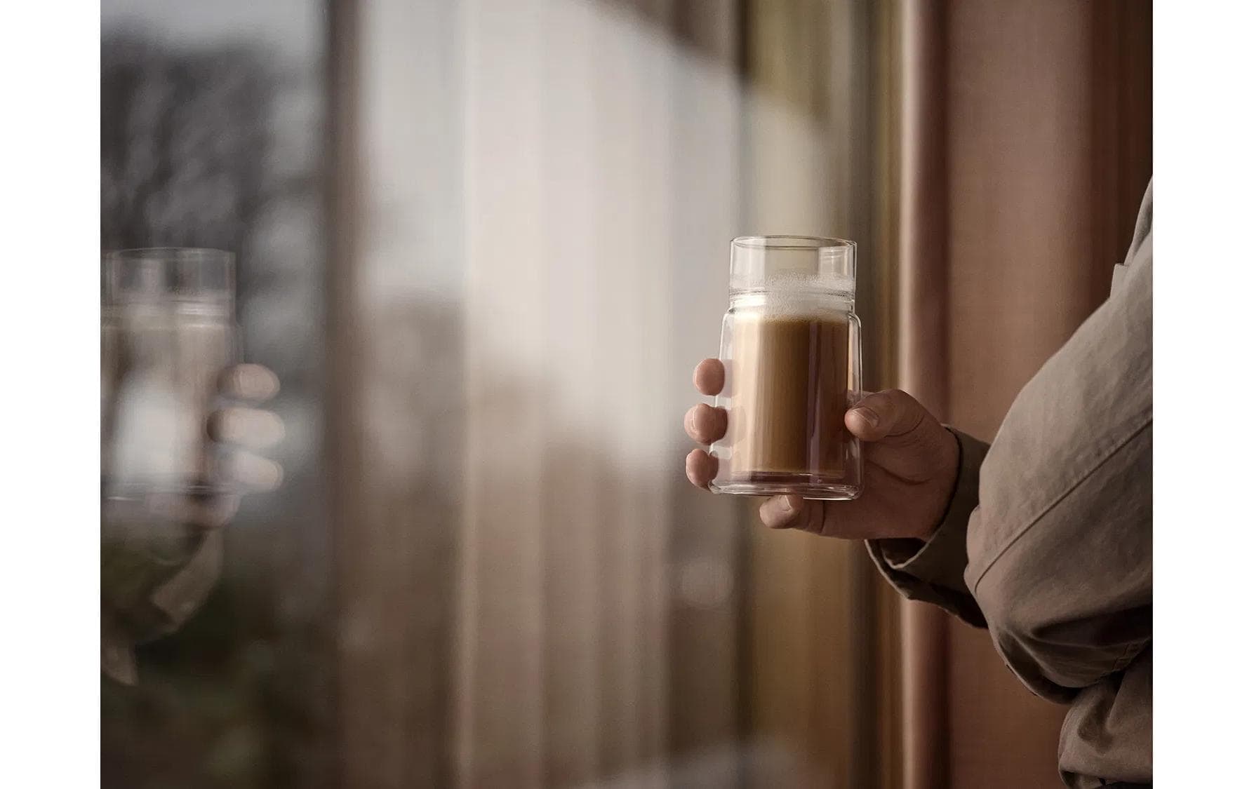 Jacob Jensen Thermoglas »Large 330 ml, 1 Stück« Thermo-Kaffeeglas mit innovativem Design