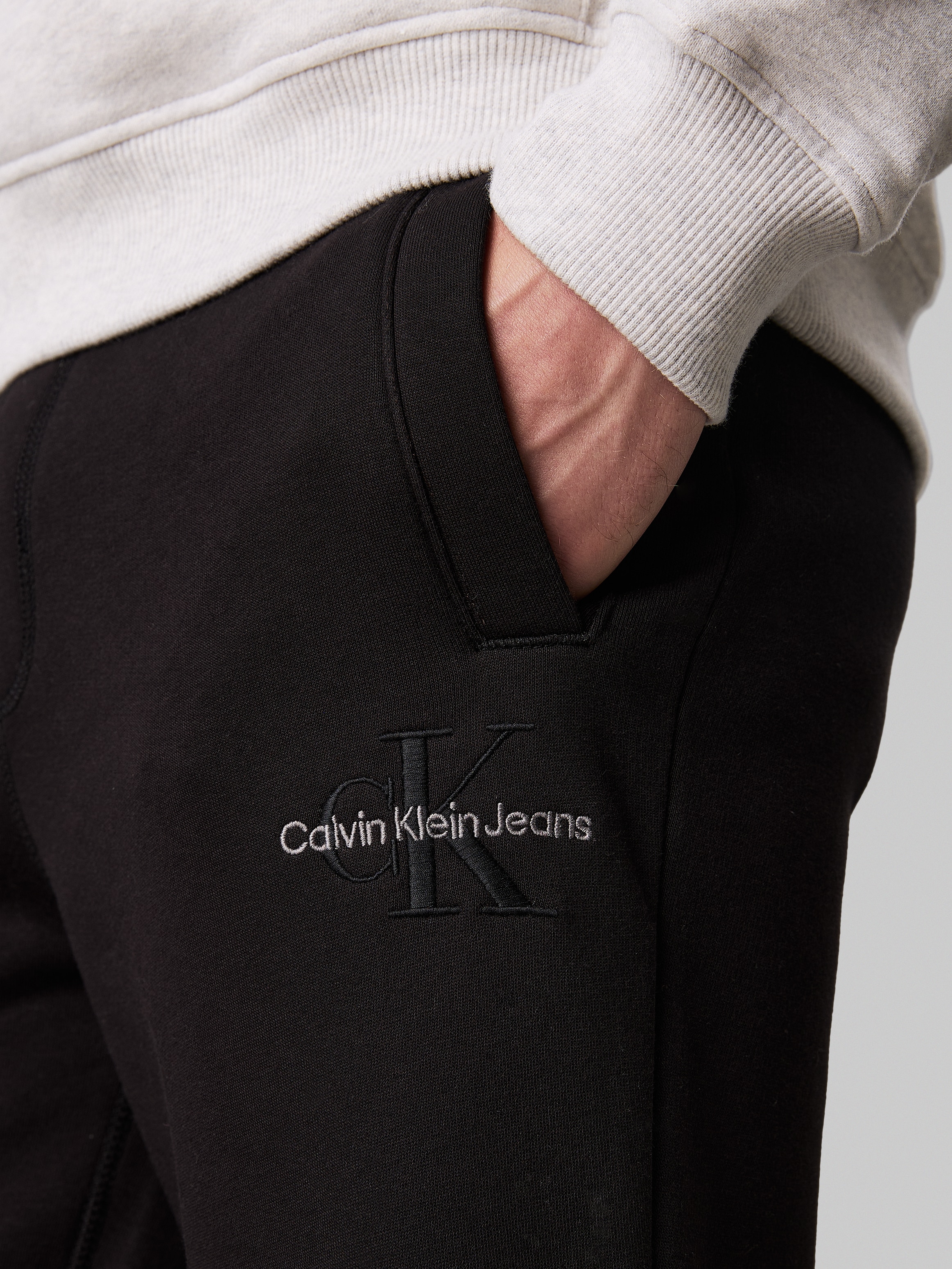 Calvin Klein Jeans Jogger Pants »MONOLOGO HWK PANT«, mit Logoschriftzug