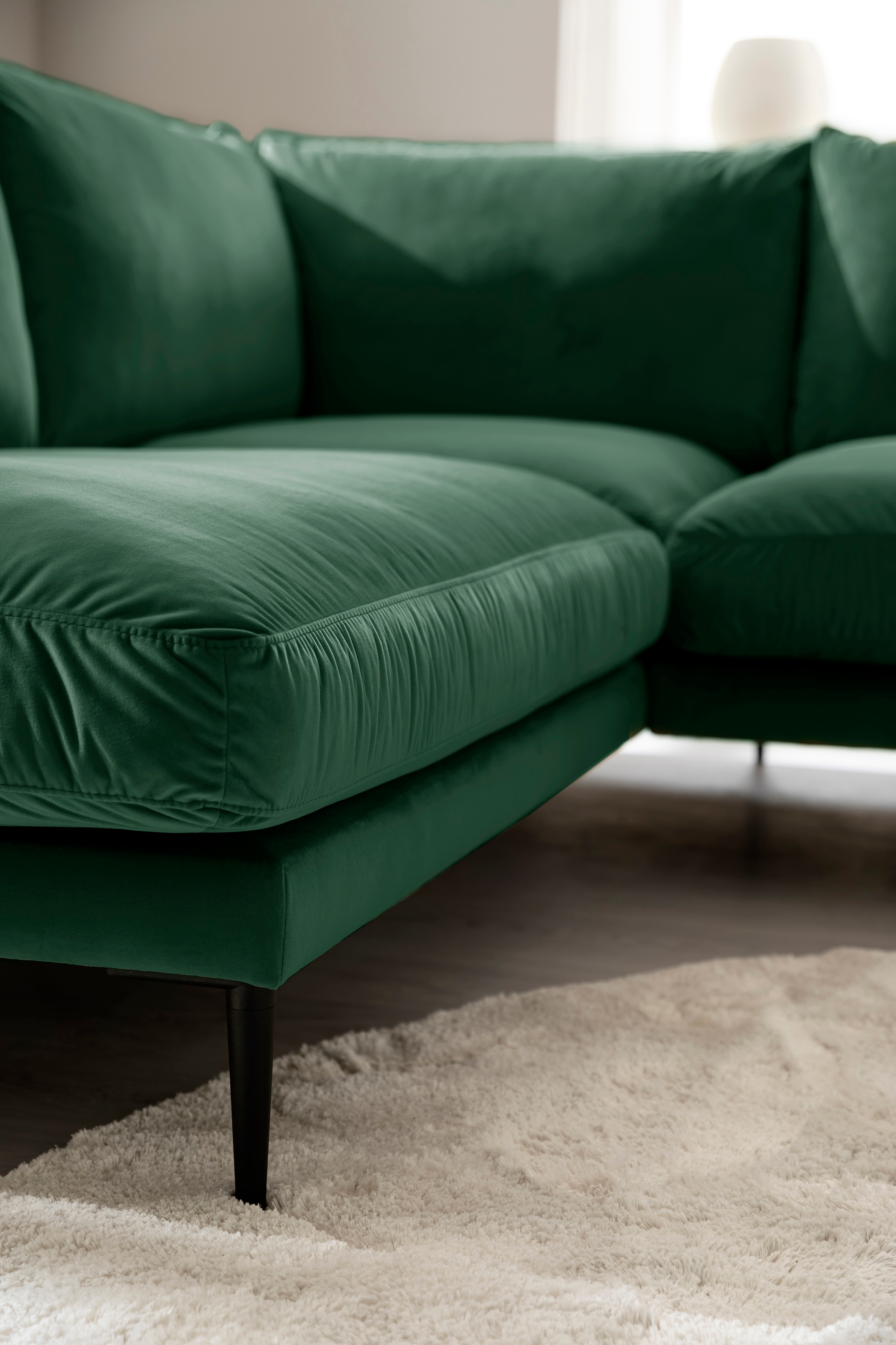 Trends by HG Polsterecke »Svea L-Form«, Ottomane rechts oder links, mit Metallfuss, frei im Raum stellbar
