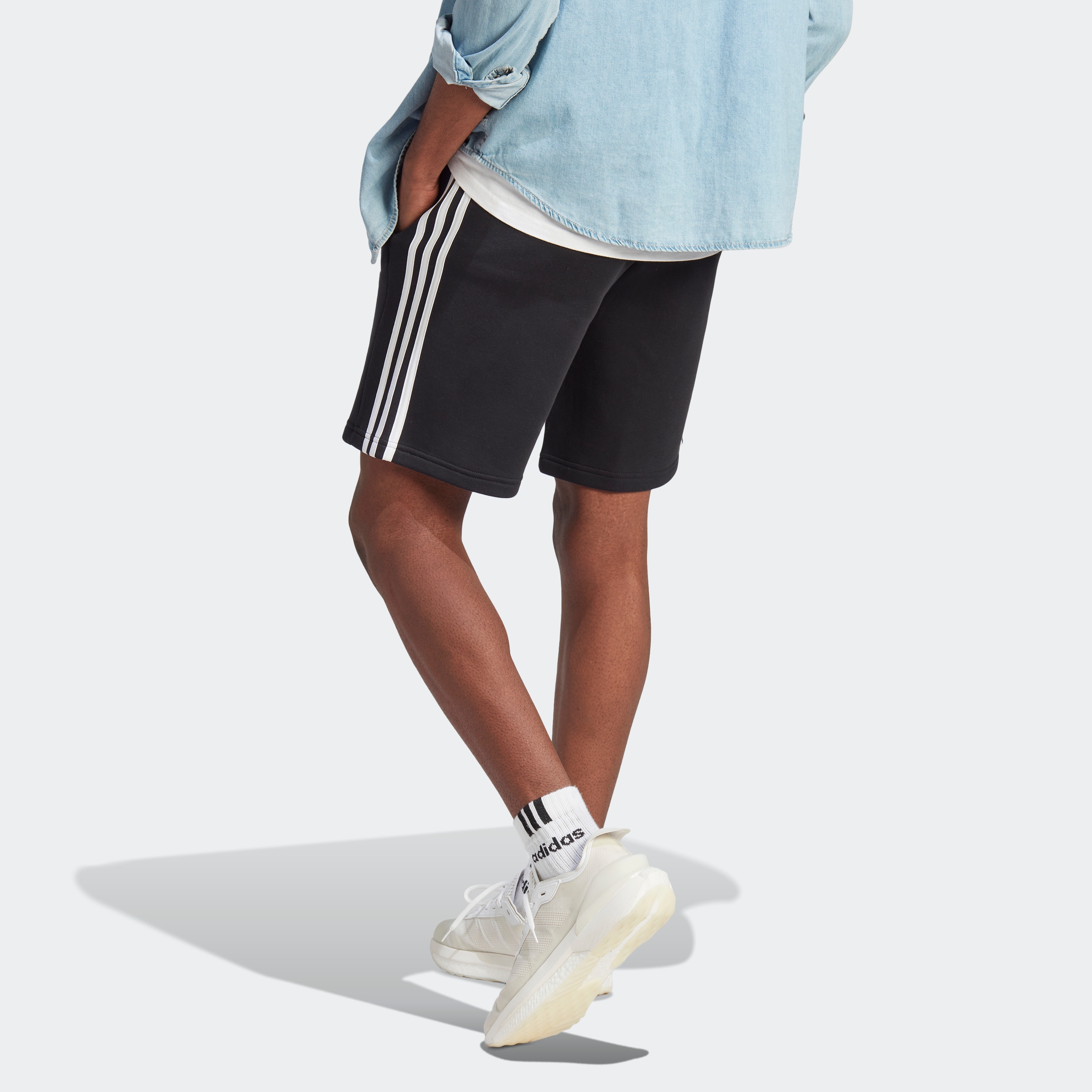 »ESSENTIALS Shorts 3-STREIFEN«, Découvrir Sportswear sur (1 adidas tlg.)