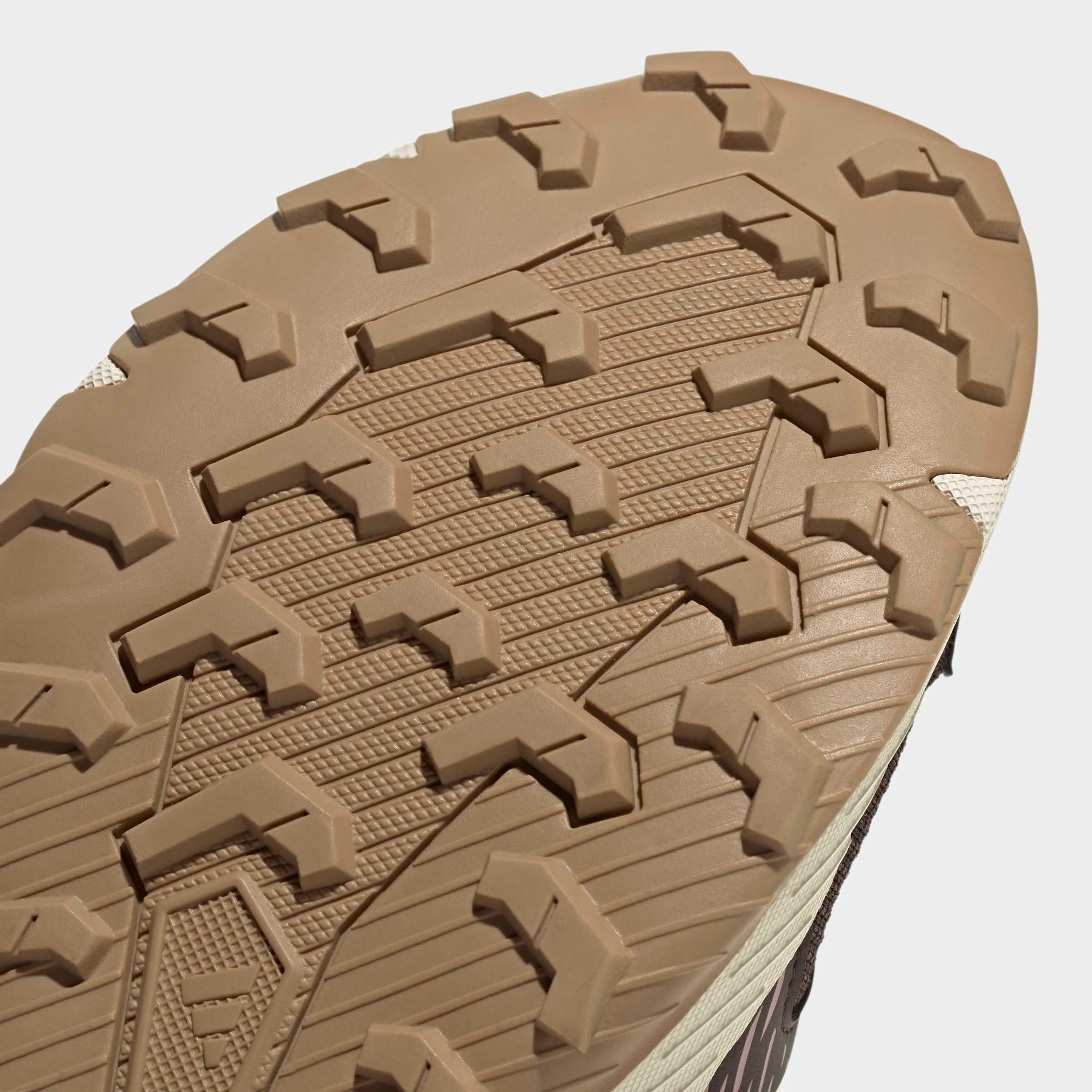 adidas TERREX Chaussures de trail »TRACEFINDER 2 CLIMAPROOF«  chauffant