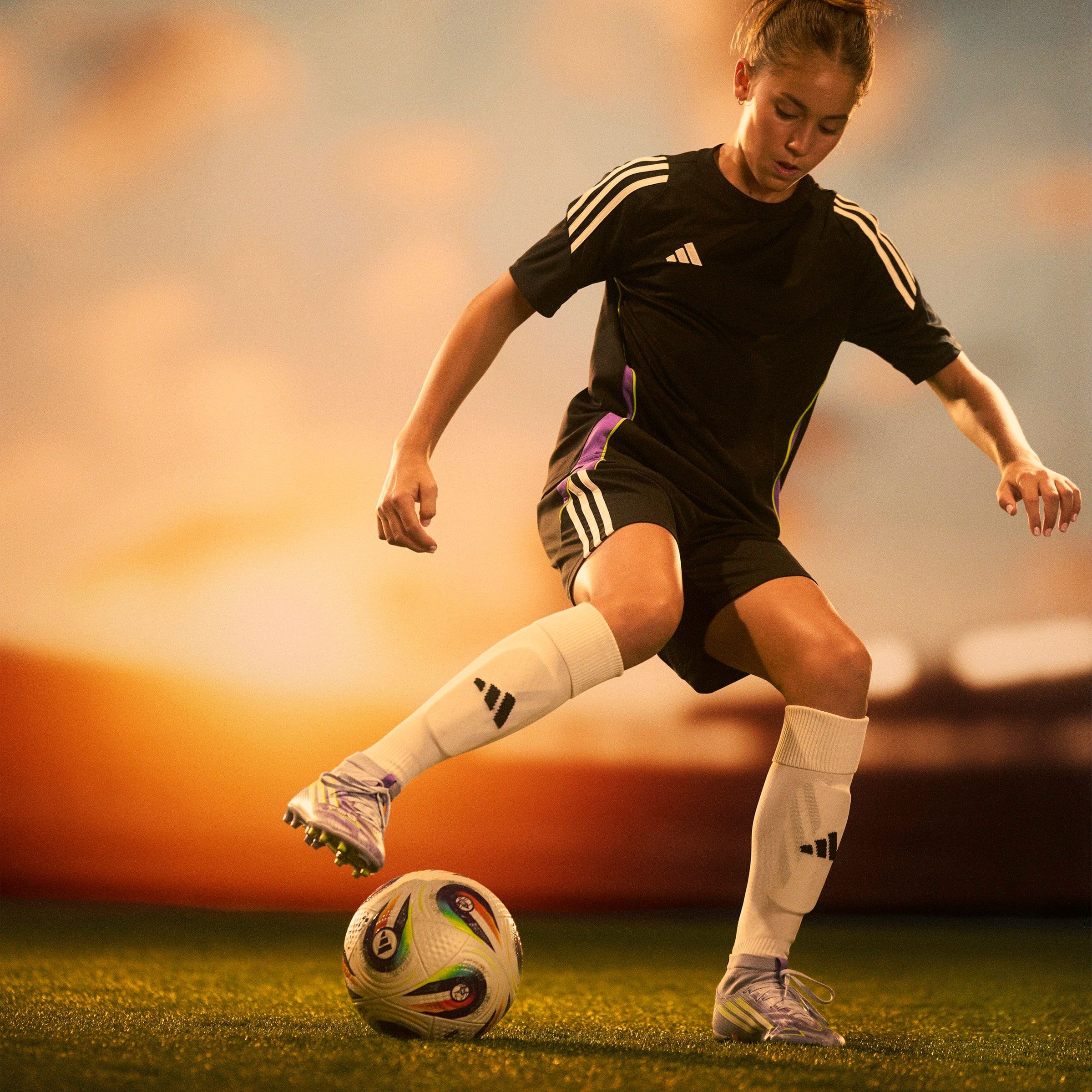 adidas Performance Fussballschuh »F50 SPARKFUSION LEAGUE FESTE BÖDEN/KUNSTRASEN E KINDER«, geeignet für Rasen- und Kunstrasenplätze