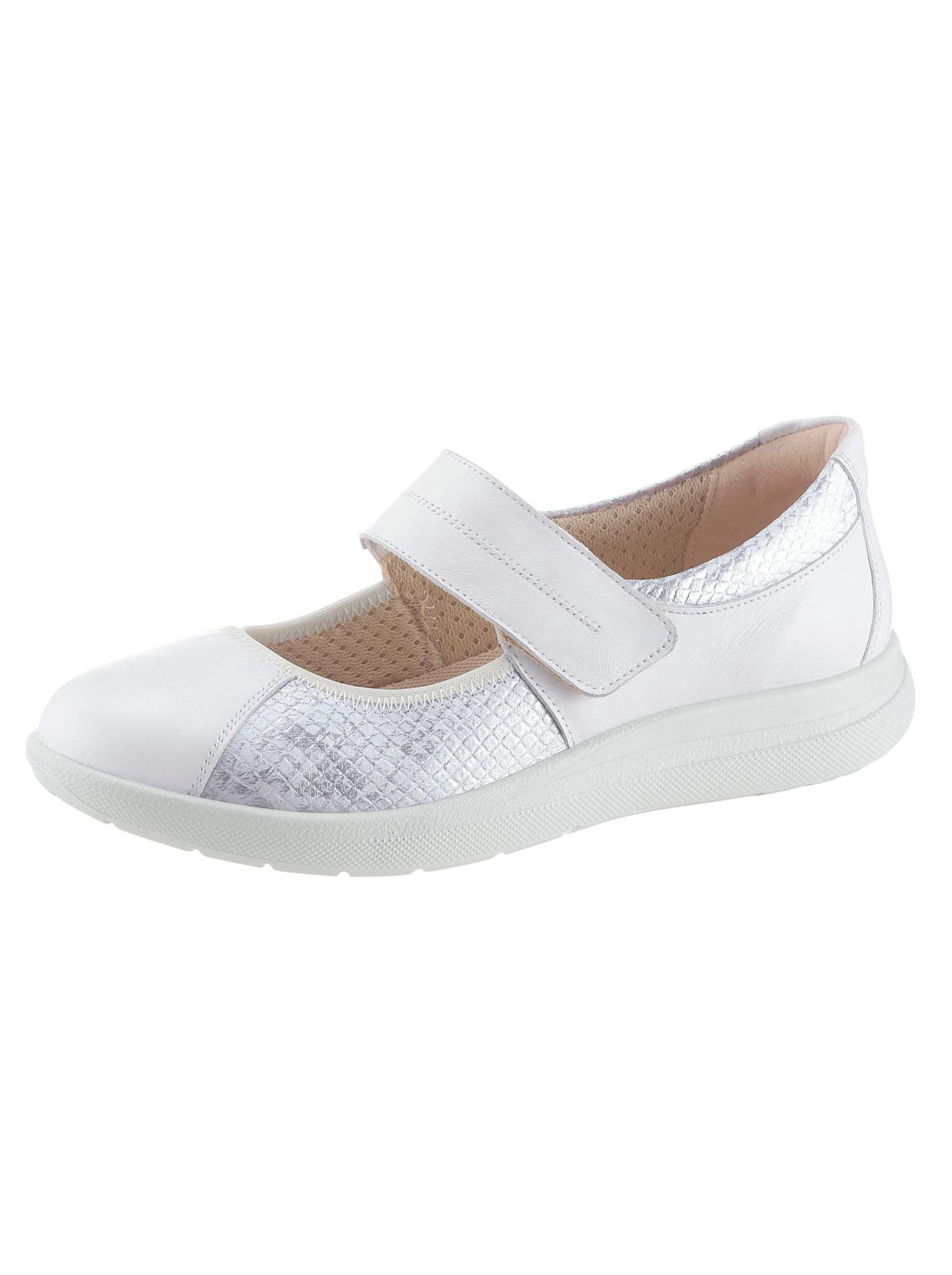 Ballerina mit fester Fersenkappe