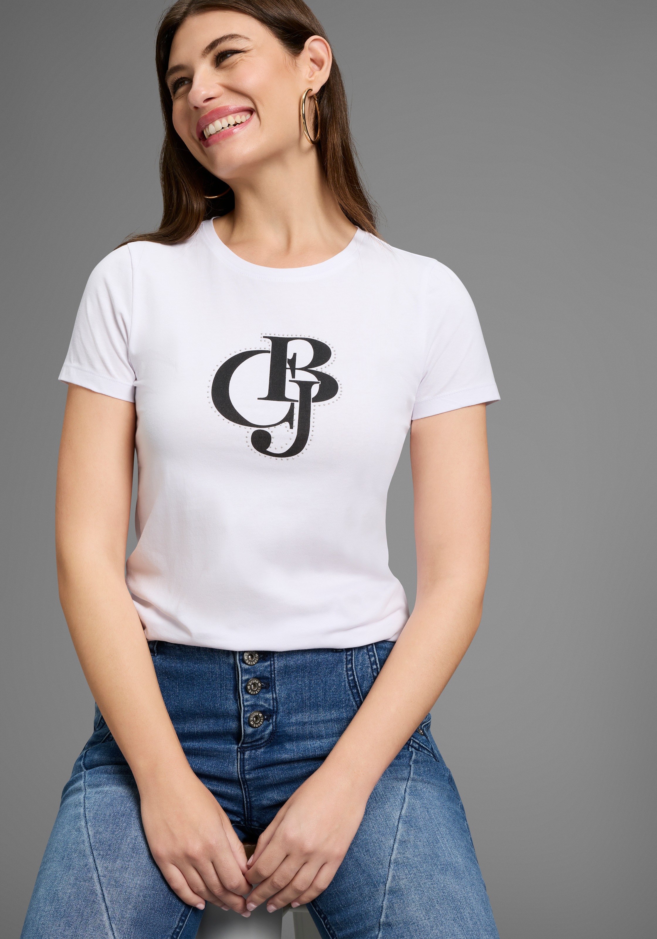 Image of Bruno Banani T-Shirt mit Logo-Print und Glitzersteinen