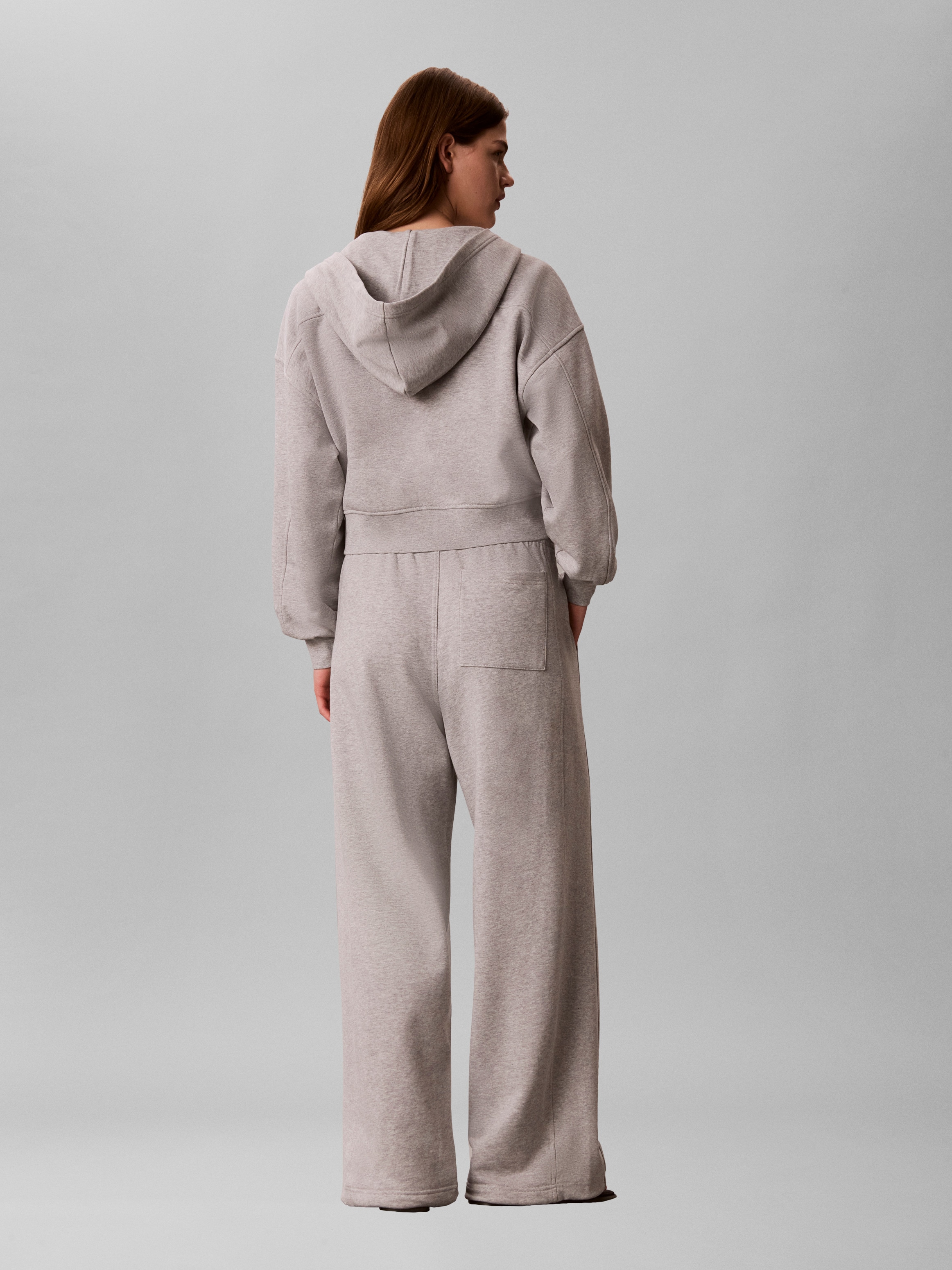 Calvin Klein Jeans Pantalon sweat »A- FRENCH TERRY BADGE LOGO PANT«  mit weitem Bein
