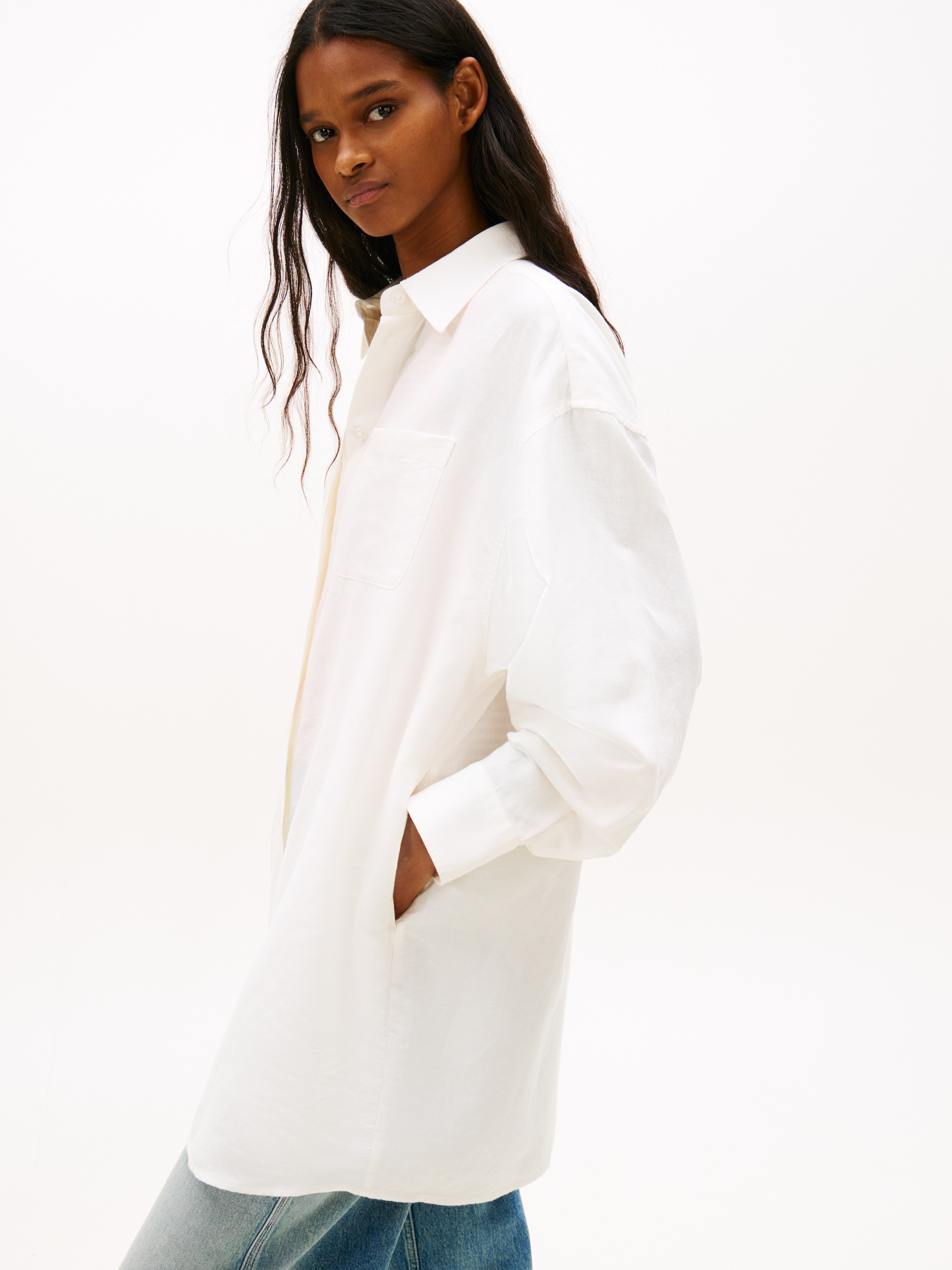 Tommy Jeans Robe chemisier »TJW LINEN SHIRT DRESS EXT« Poche poitrine | Poches pour les mains Oversize, avec patte de boutonnage