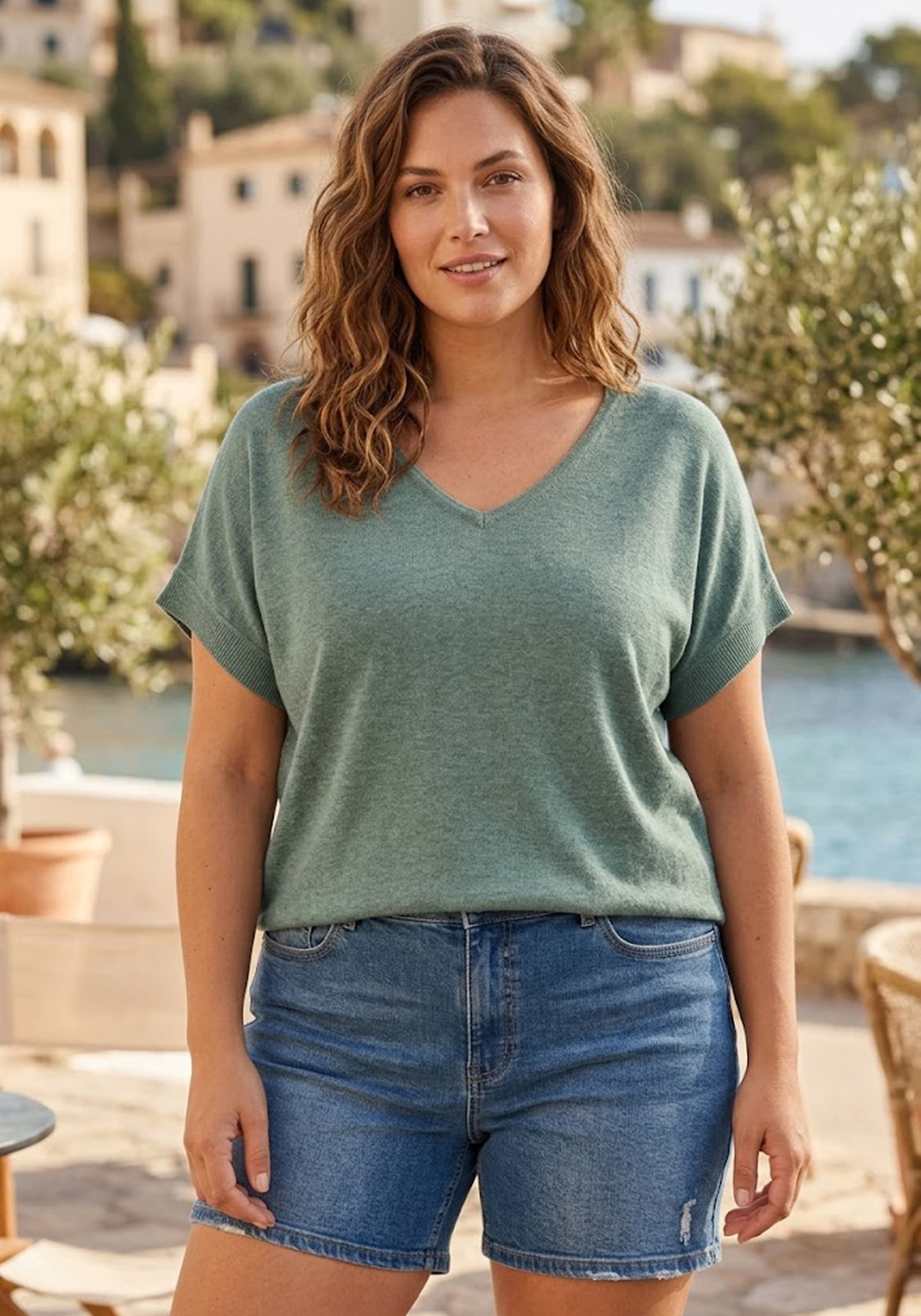 Image of Laura Scott CURVE V-Ausschnitt-Pullover "Grosse Grössen" sommerlicher Feinstrick mit figurschmeichelnder Passform