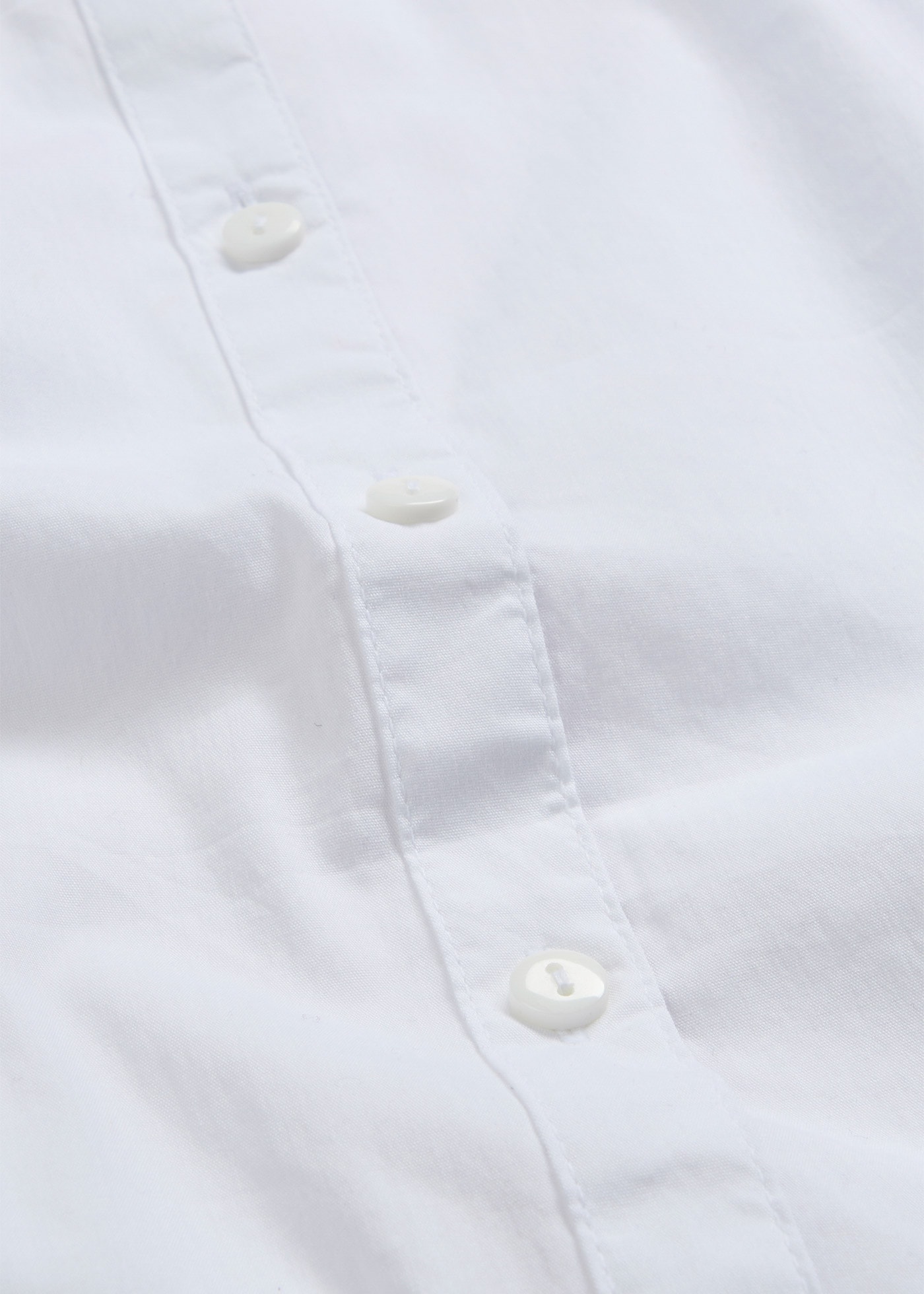 bonprix Kurzarmbluse »Stretch-Kurzarmbluse aus Baumwollmix« schmale Passform und Hemdblusenkragen