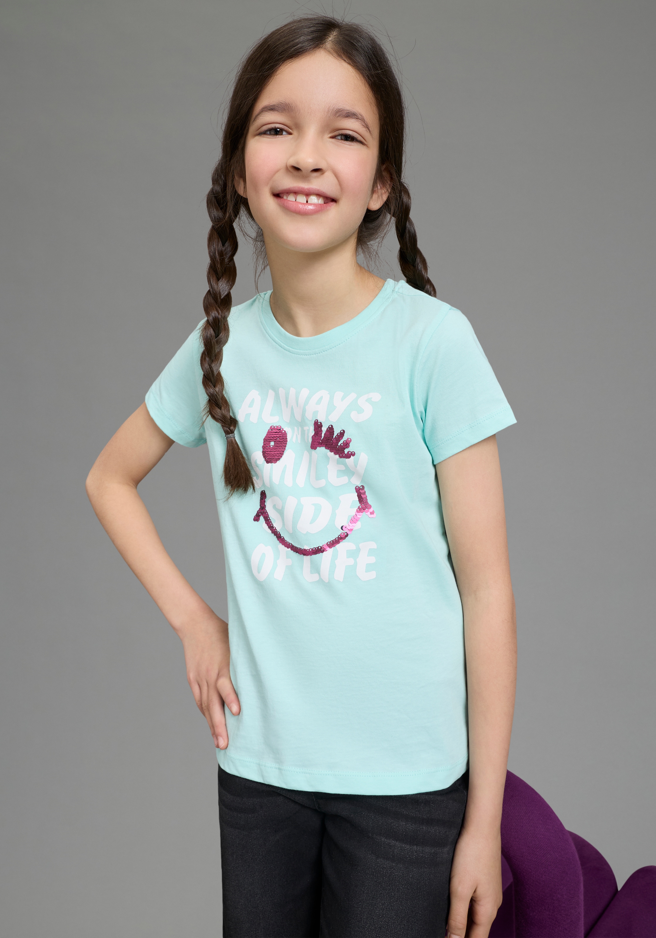 Image of KIDSWORLD T-Shirt "mit Wendepailletten" Kurzarm, Basic-Passform, mit Pailletten, bedruckt
