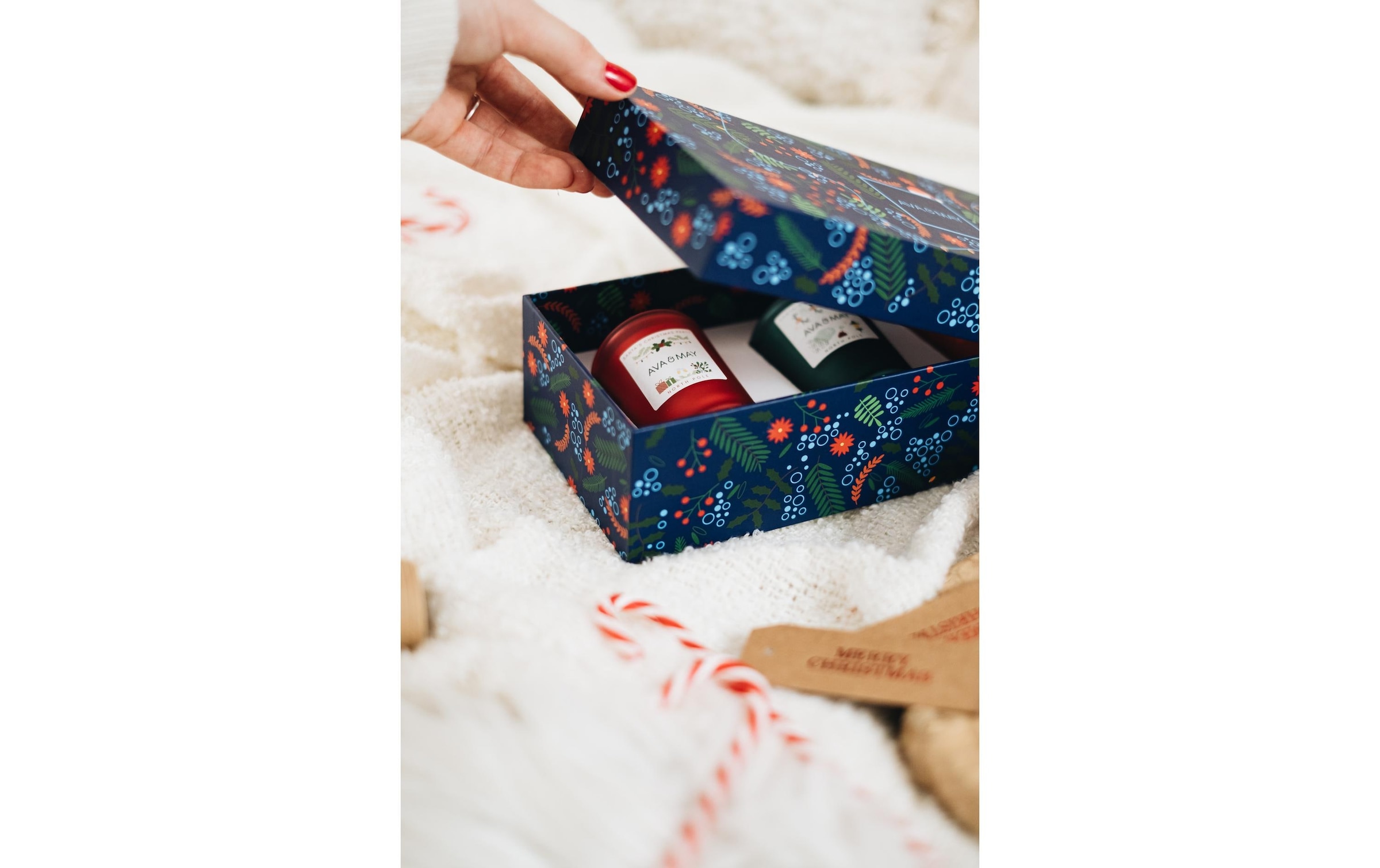 AVA & MAY Geschenkbox »North Pole«