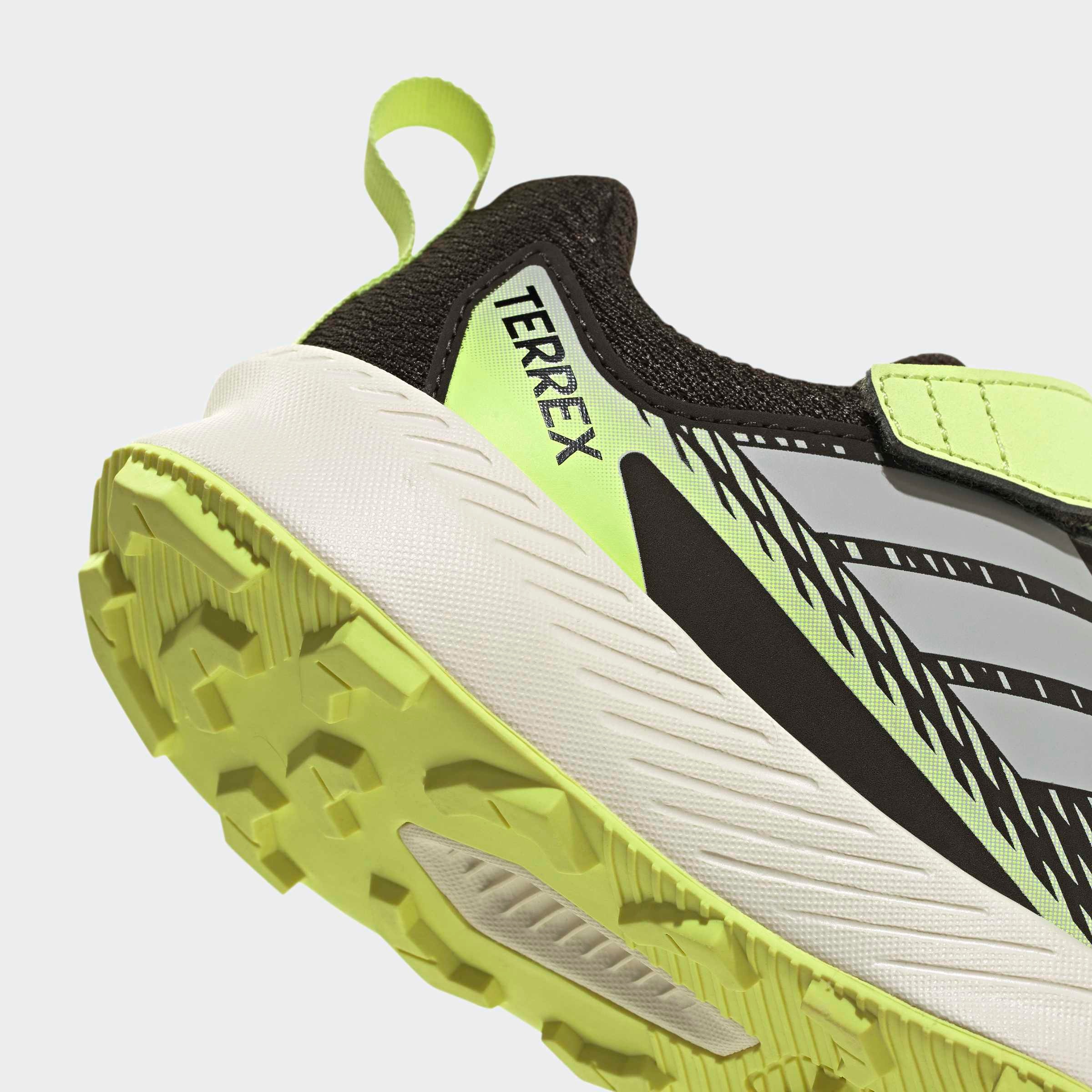adidas TERREX Chaussures de trail »TRACEFINDER CF C«  pour enfants & adolescents, avec fermeture velcro