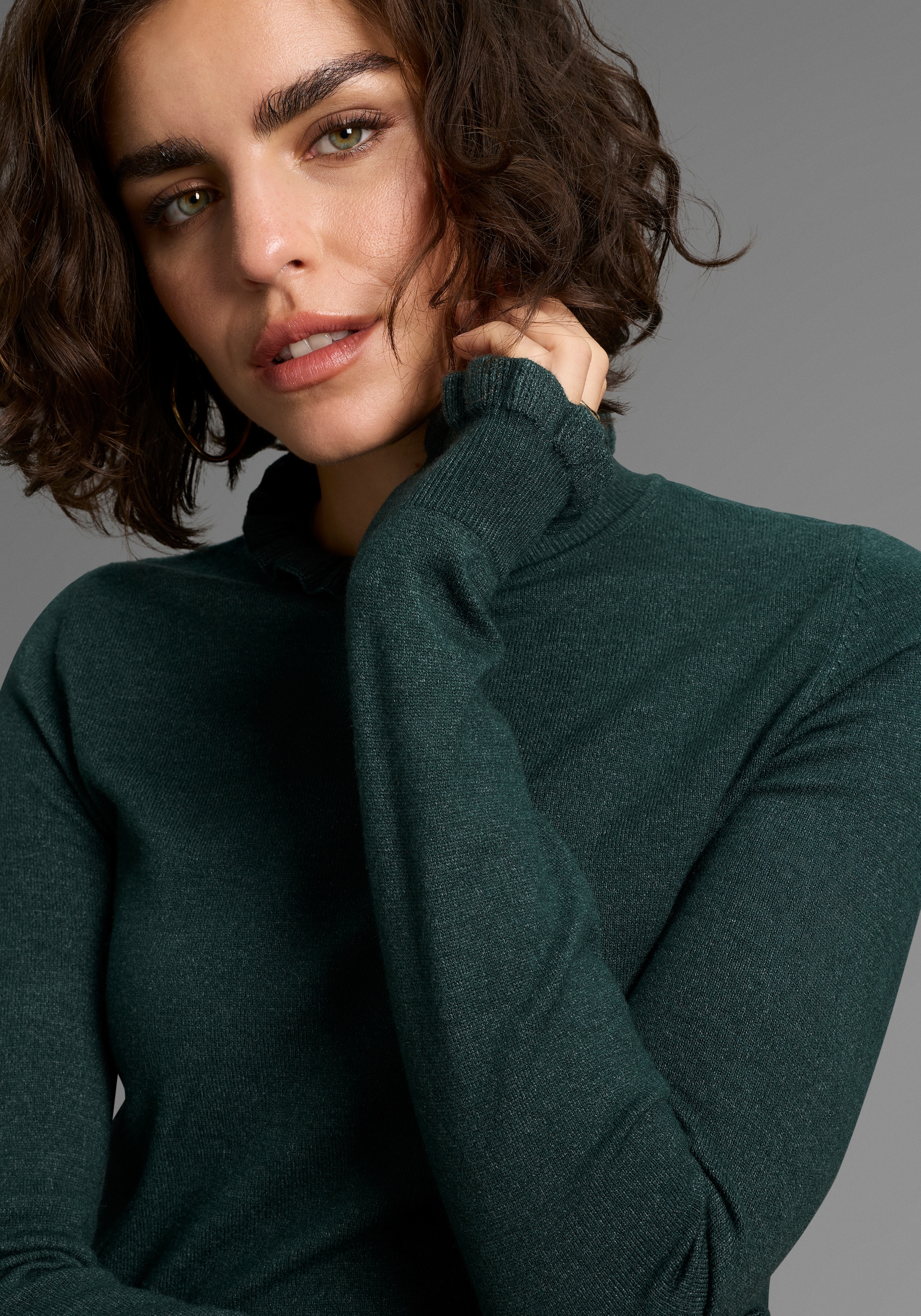 Laura Scott Stehkragenpullover, mit süssem Volant-Ausschnitt - NEUE KOLLEKTION