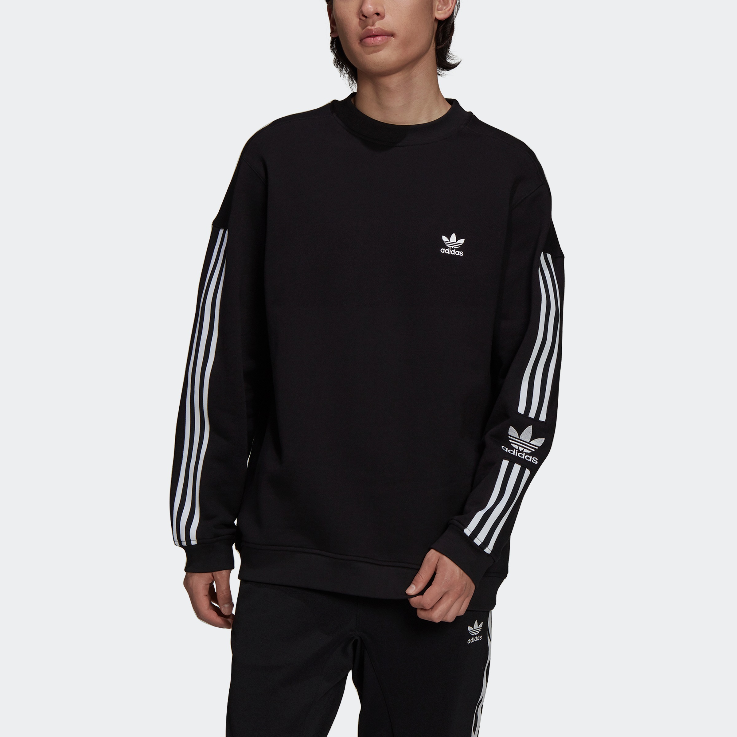Image of adidas Originals Sweatshirt »ADICOLOR CLASSICS LOCK-UP TREFOIL« bei Ackermann Versand Schweiz