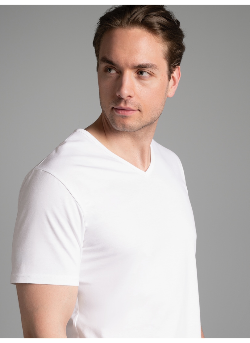Image of Trigema T-Shirt "TRIGEMA T Shirt aus Biobaumwolle mit V-Ausschnitt" 1