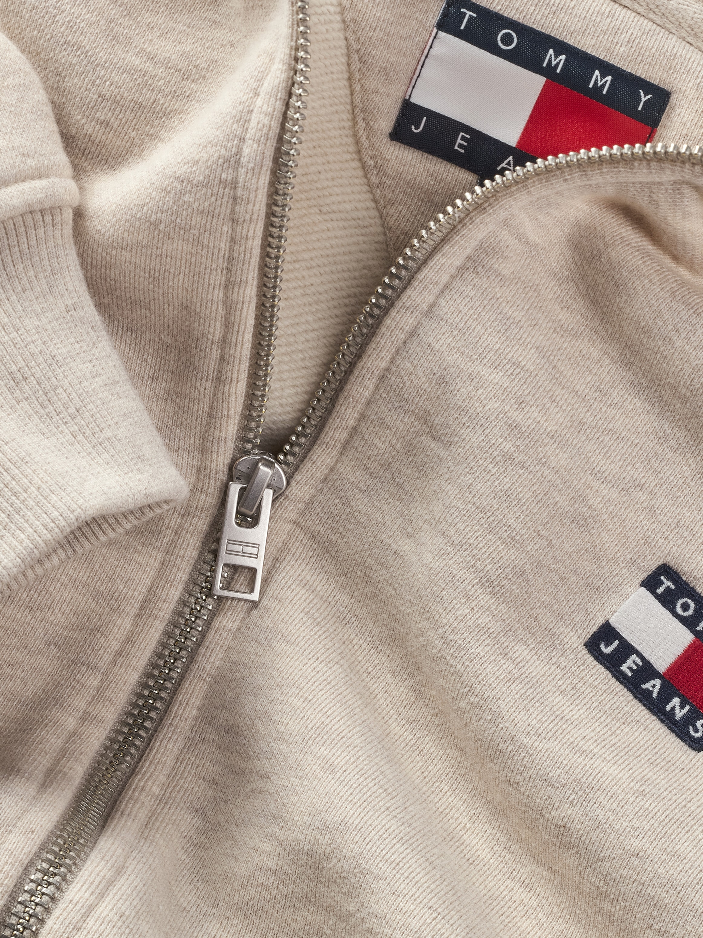 Tommy Jeans Curve Sweatshirt »Sweatshirt TJW BOXY BADG«, in Grossen Grössen, 2-Wege-Reissverschluss, mit Logostickerei