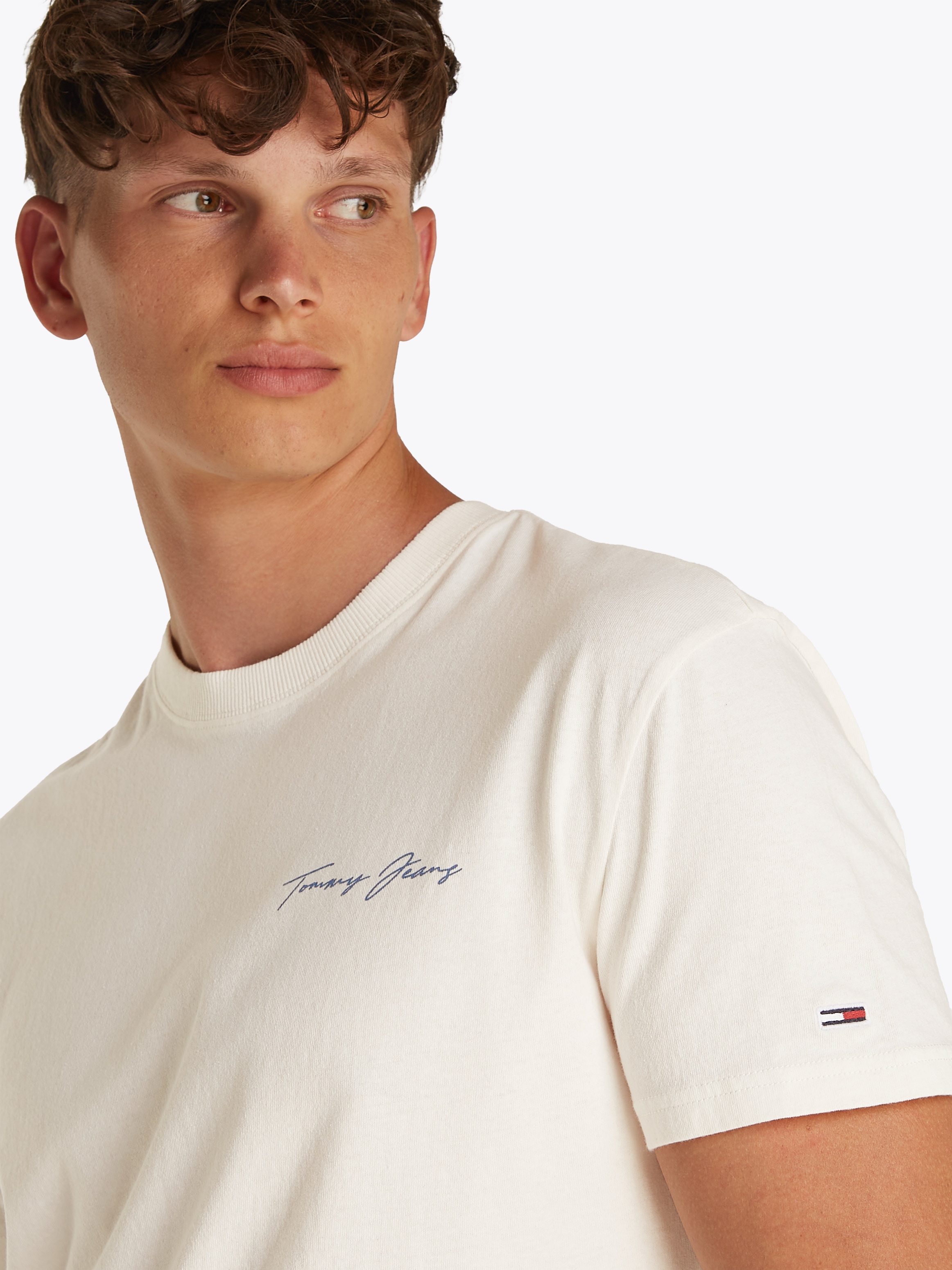 Tommy Jeans T-Shirt »TJM REG SIG SAILING SS TEE EXT«, mit grossem Rückendruck