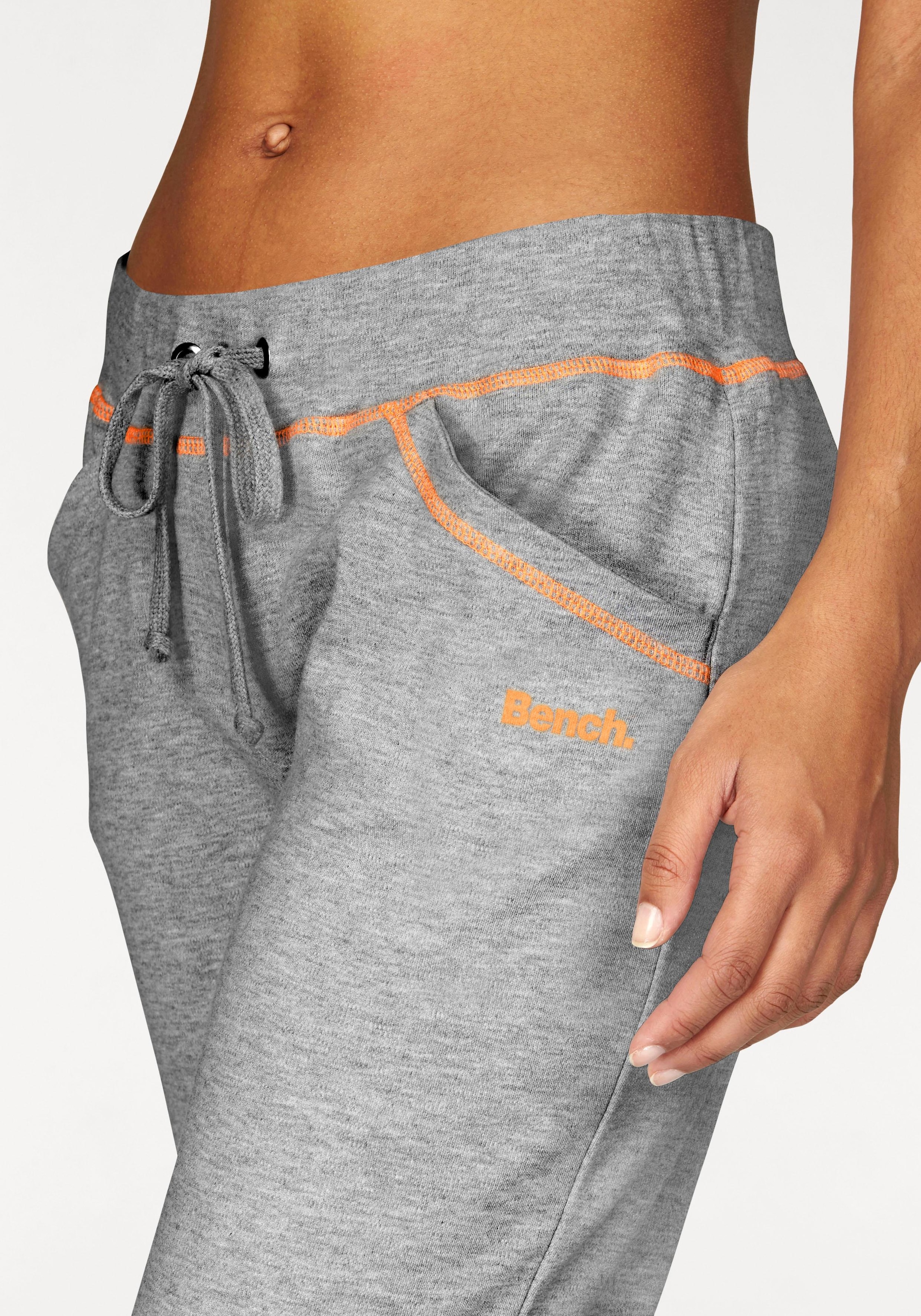 Bench. Loungewear Relaxhose, mit kontrastfarbenen Nähten, Loungewear