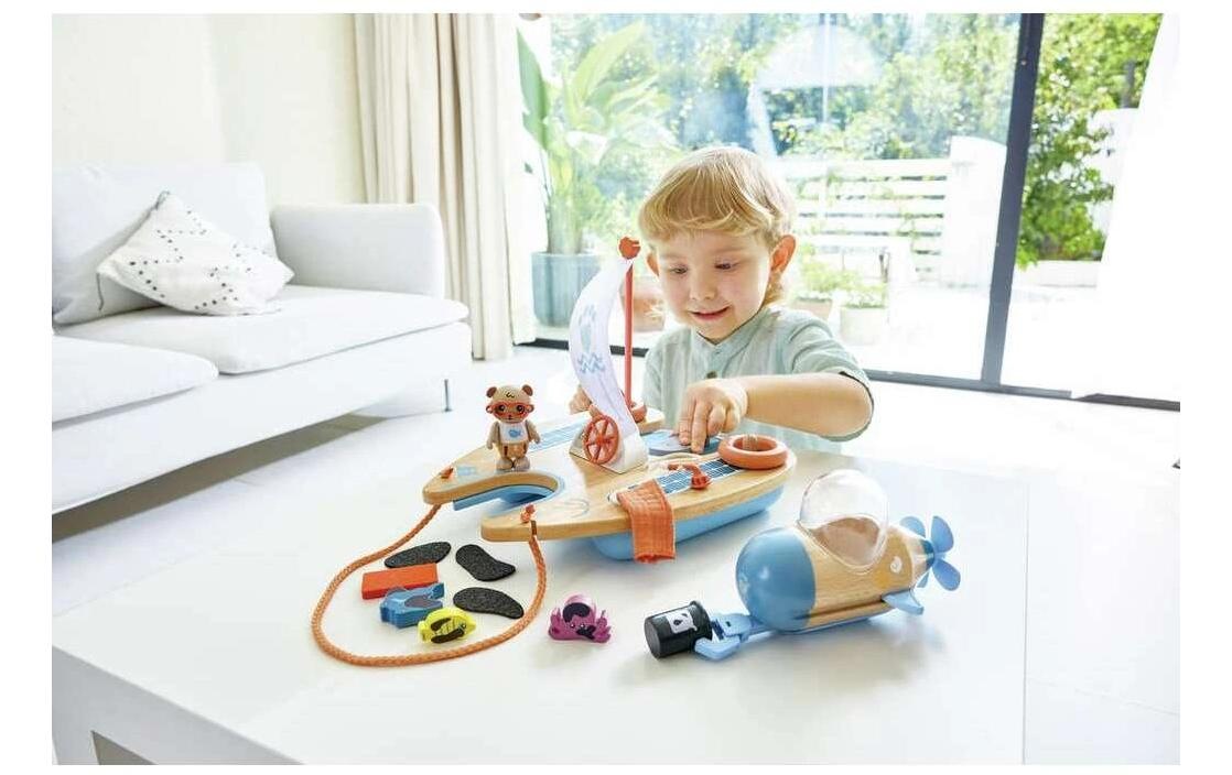 Hape Spielzeug-Boot "Rescue"