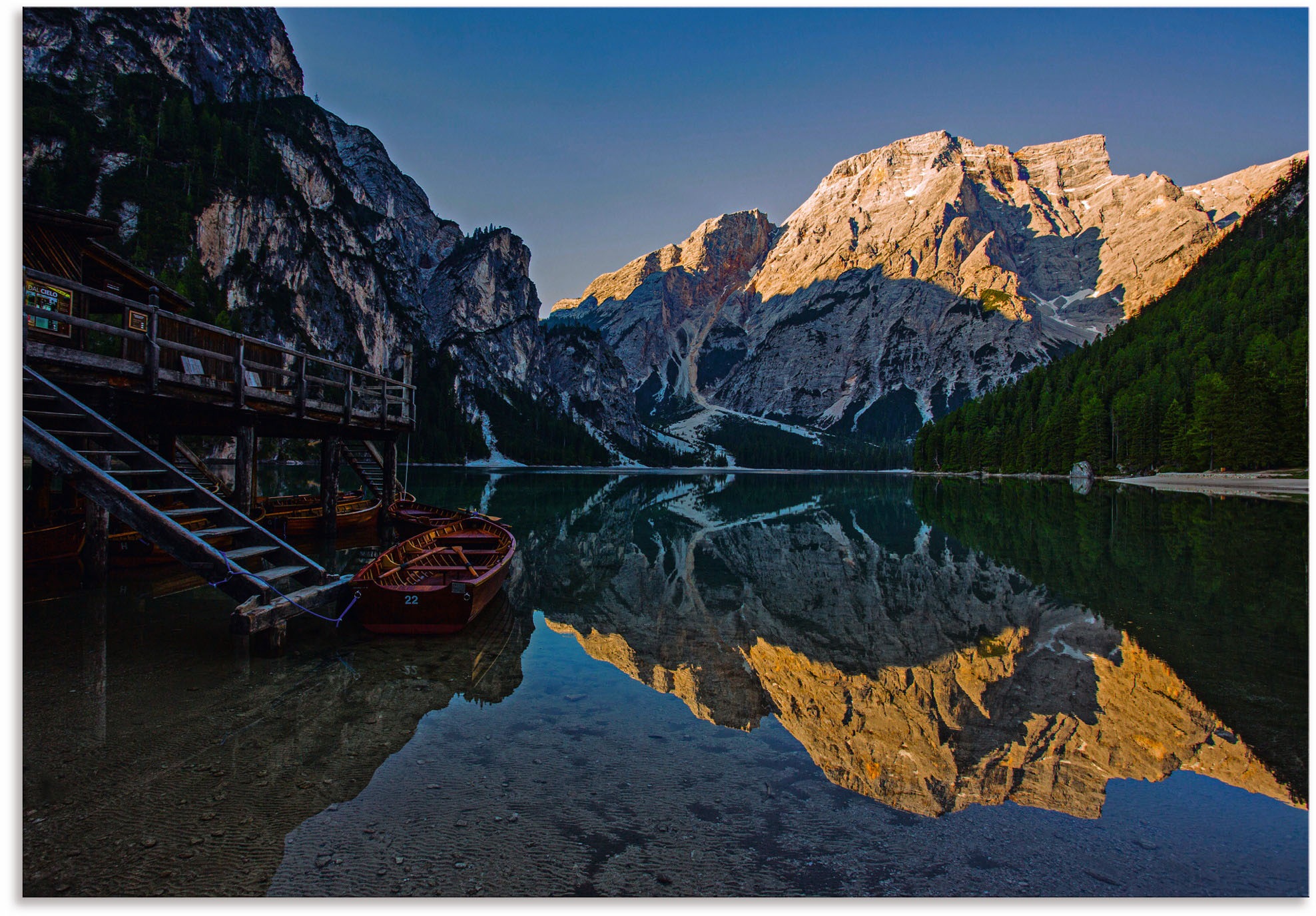 Image of Artland Wandbild »Morgens am Pragser Wildsee«, Berge & Alpenbilder, (1 St.), in vielen Grössen & Produktarten - Alubild / Outdoorbild für den Aussenbereich, Leinwandbild, Poster, Wandaufkleber / Wandtattoo auch für Badezimmer geeignet bei Ackermann Versan