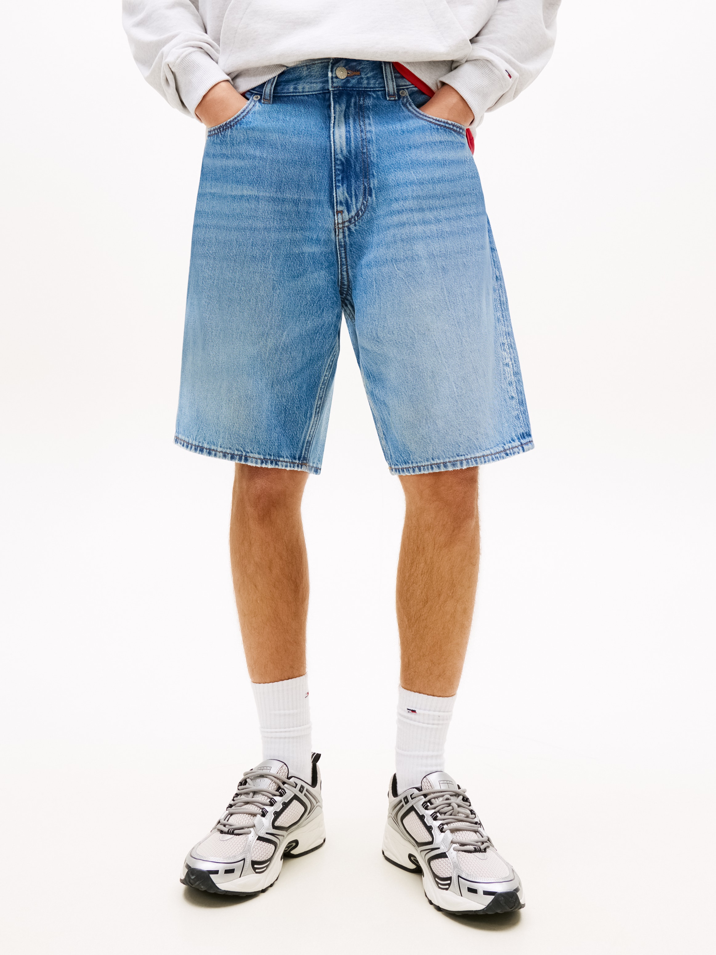 Image of Tommy Jeans Shorts "JAIMIE RELAXED" Relaxed fit mit Taschen