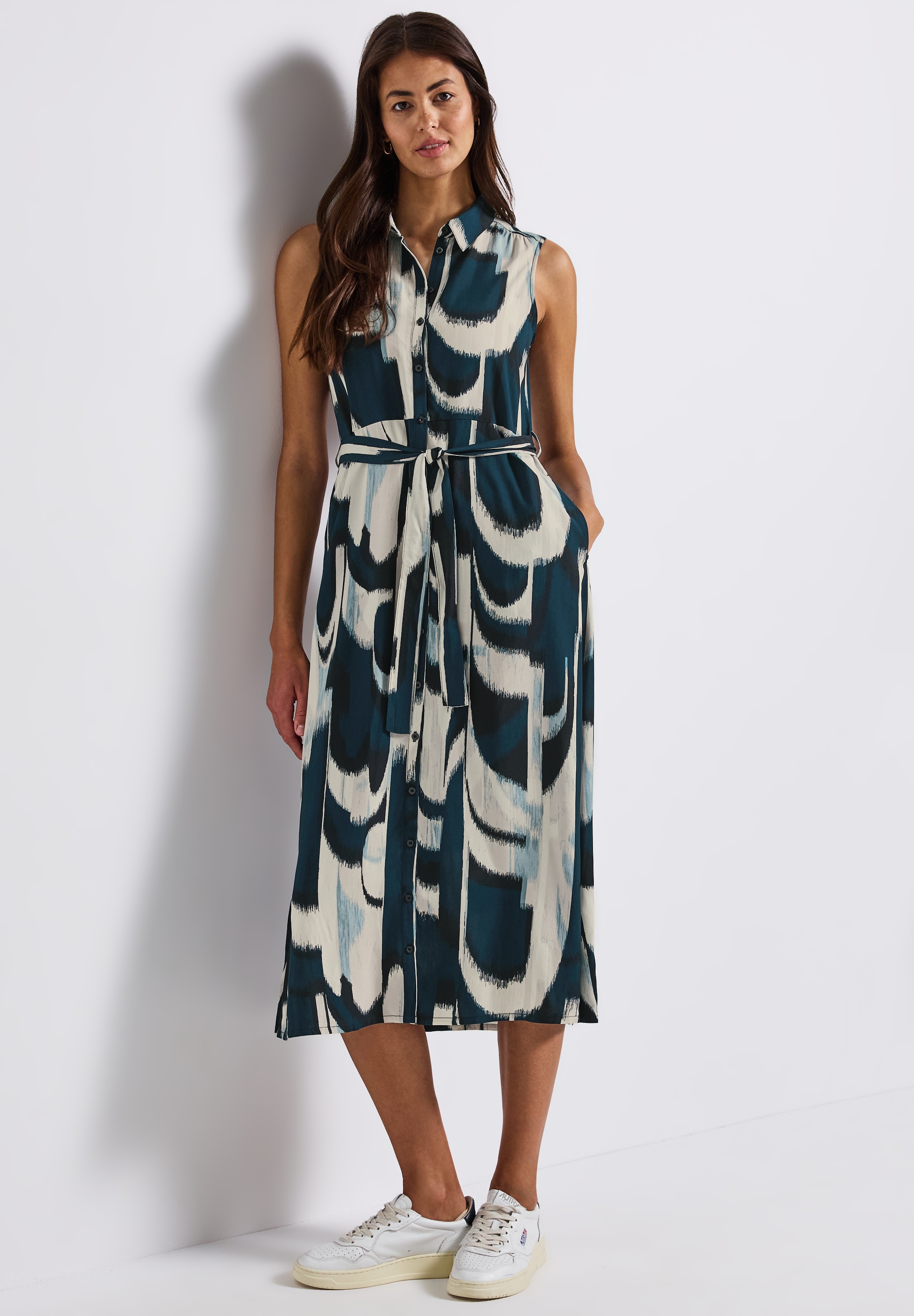 STREET ONE Midikleid, mit grafischem Muster und ärmellos