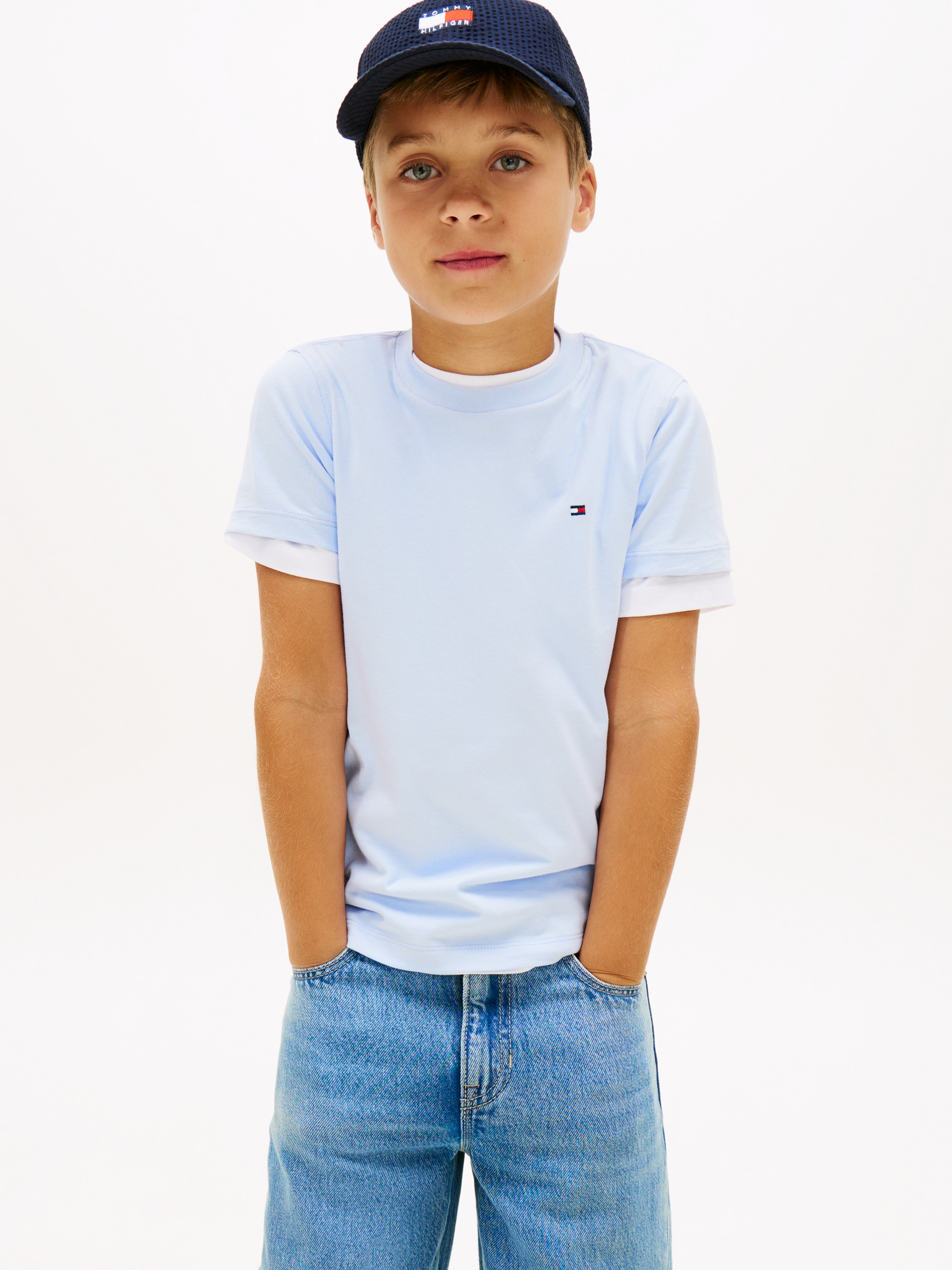 Tommy Hilfiger T-Shirt »ESSENTIAL COTTON REG FIT TEE SS« Kinder bis 16 Jahre, mit Rundhalsausschnitt