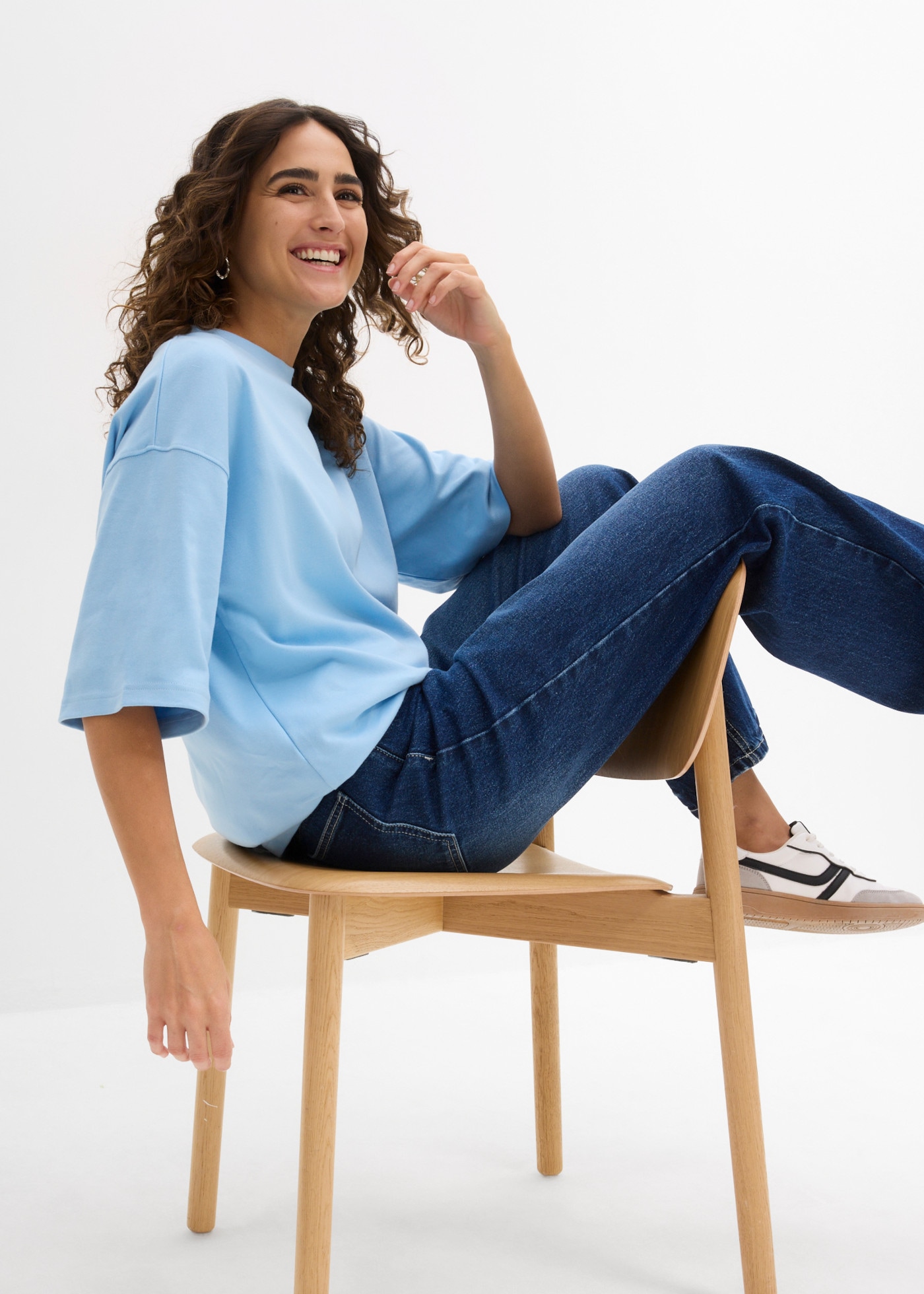 bonprix T-shirt oversize coupe oversize, en coton lourd, tailles jusqu’à XXL