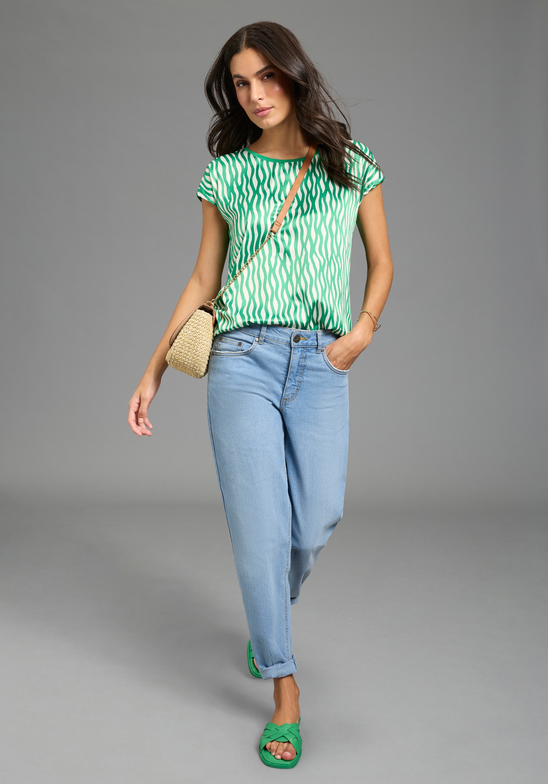 Laura Scott Chemisier à chemise »im Materialmix mit Satin, verschiedene Muster für jeden Geschmack,« style féminin, col rond, coupe ample